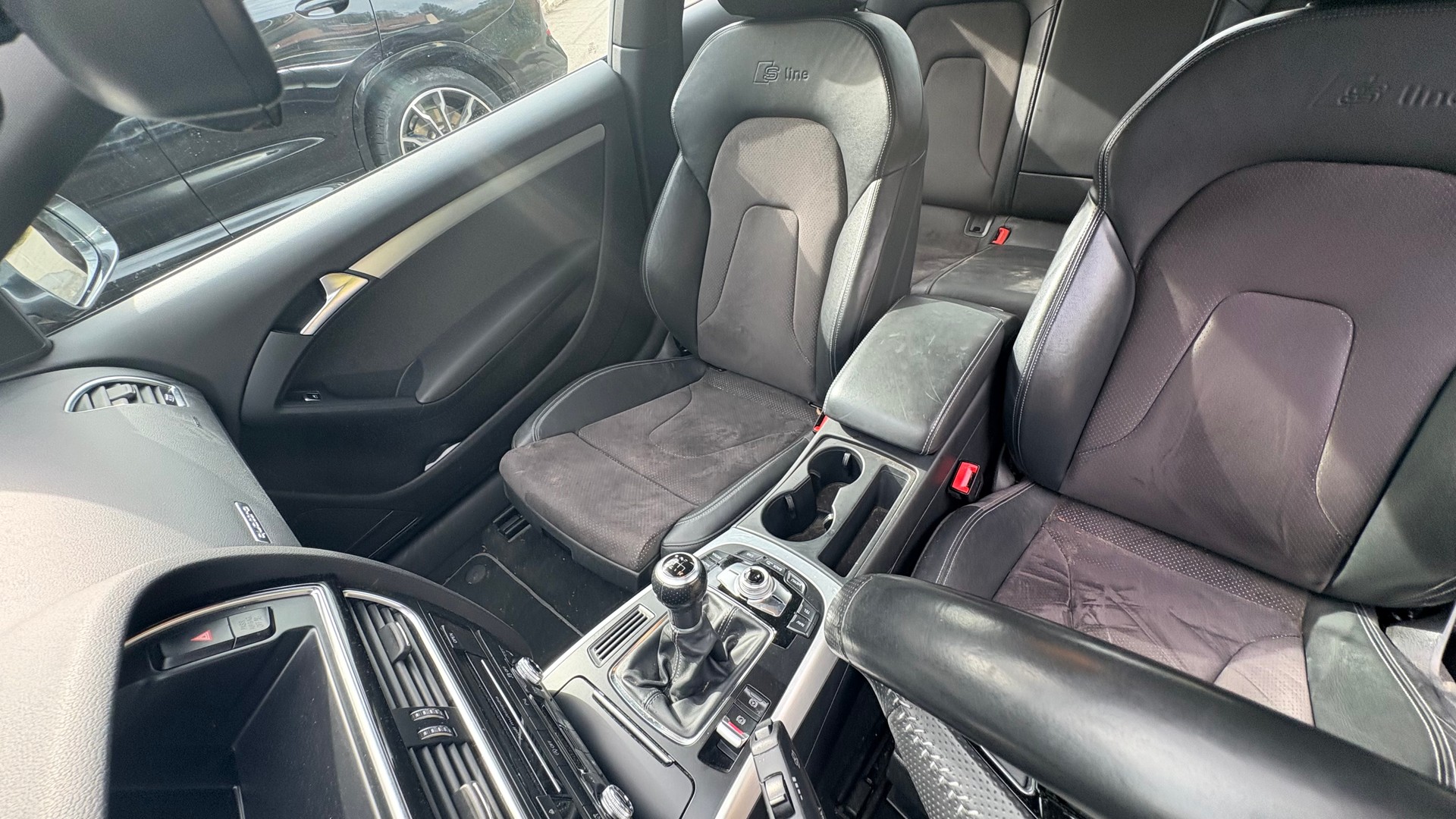 AUDI 2.0 TDI 190 quattro-image-5