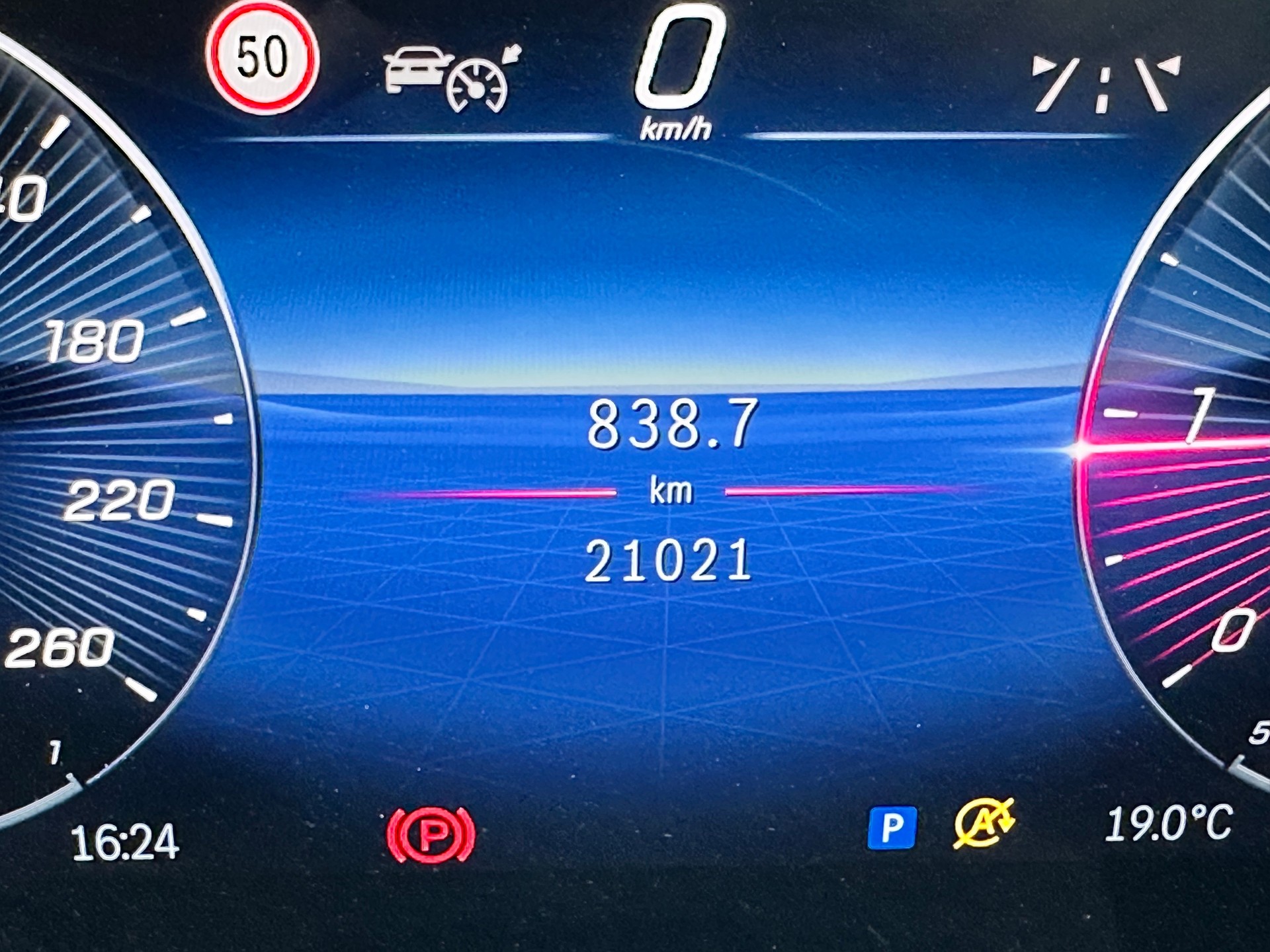 MERCEDES-BENZ V 250 d Avantgarde lang 4Matic-image-14