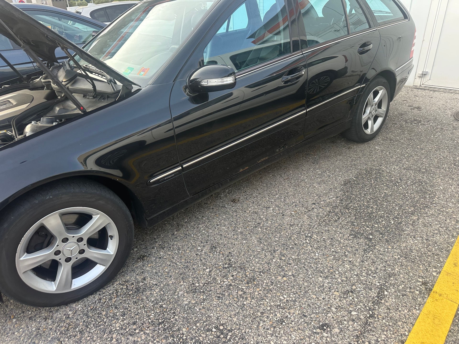 MERCEDES-BENZ C 280 Avantgarde Sport Edition 4Matic Automatic-image-11