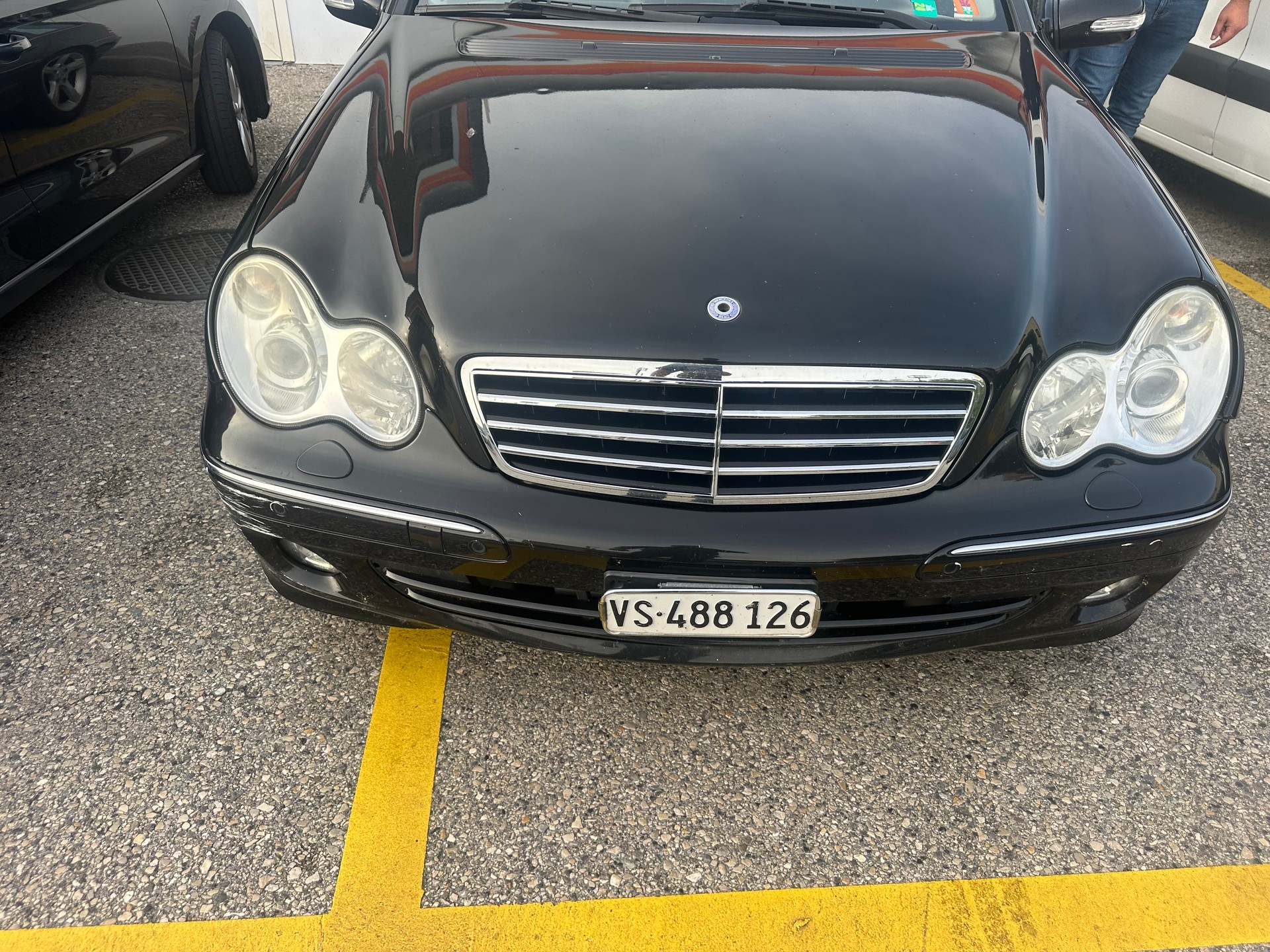 MERCEDES-BENZ C 280 Avantgarde Sport Edition 4Matic Automatic-image-4