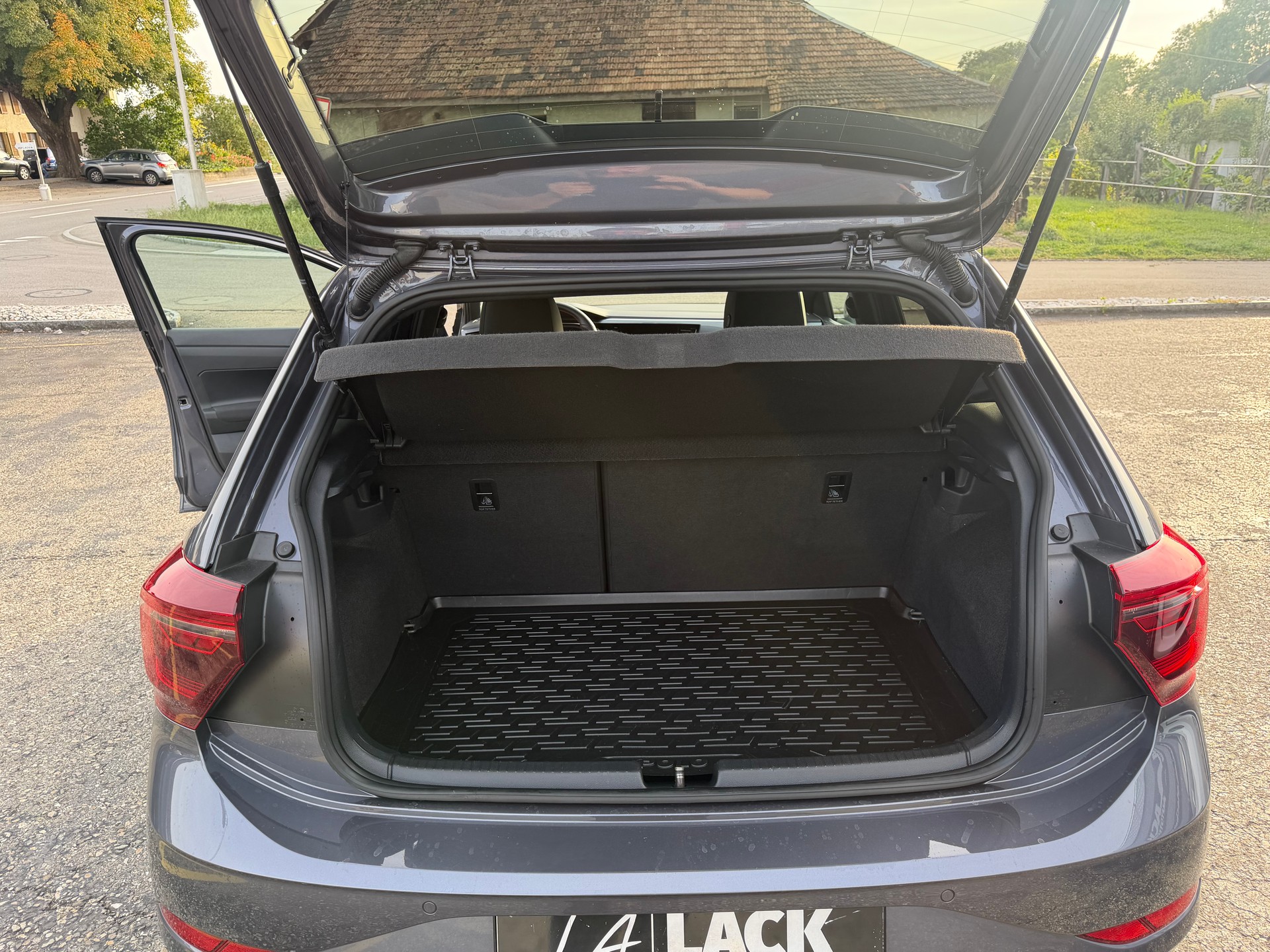 VW Polo 2.0 TSI GTI DSG-image-16