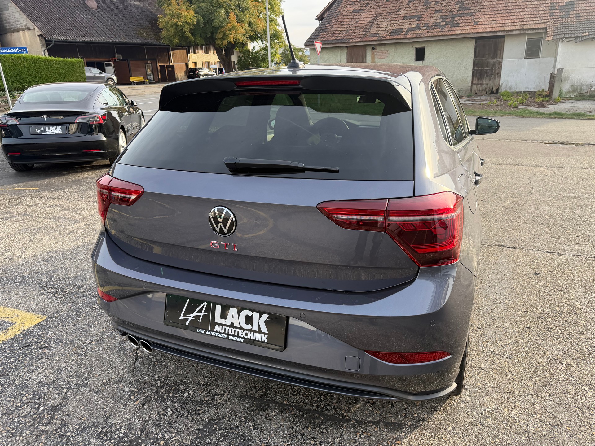 VW Polo 2.0 TSI GTI DSG-image-7