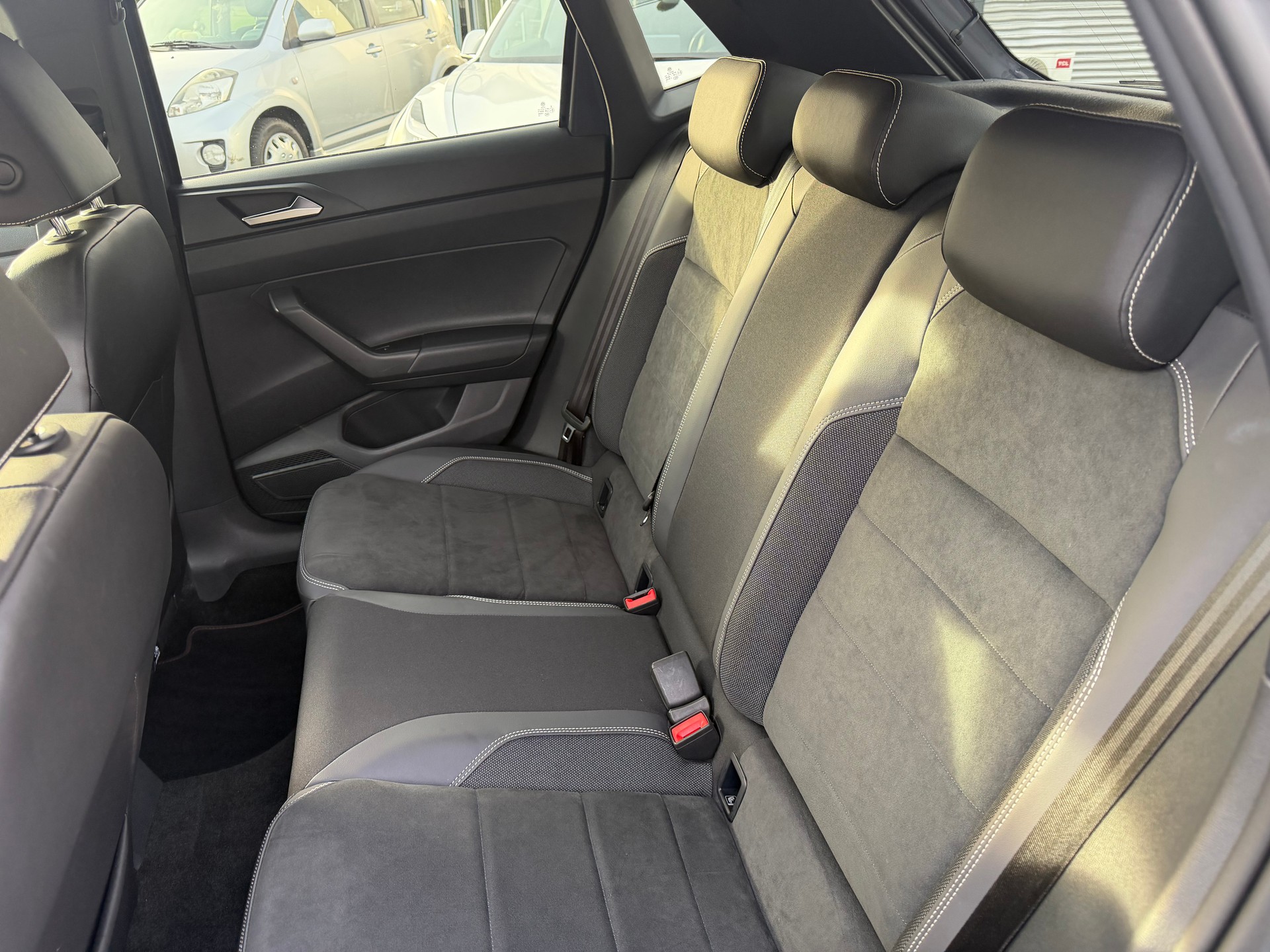 VW Polo 2.0 TSI GTI DSG-image-15