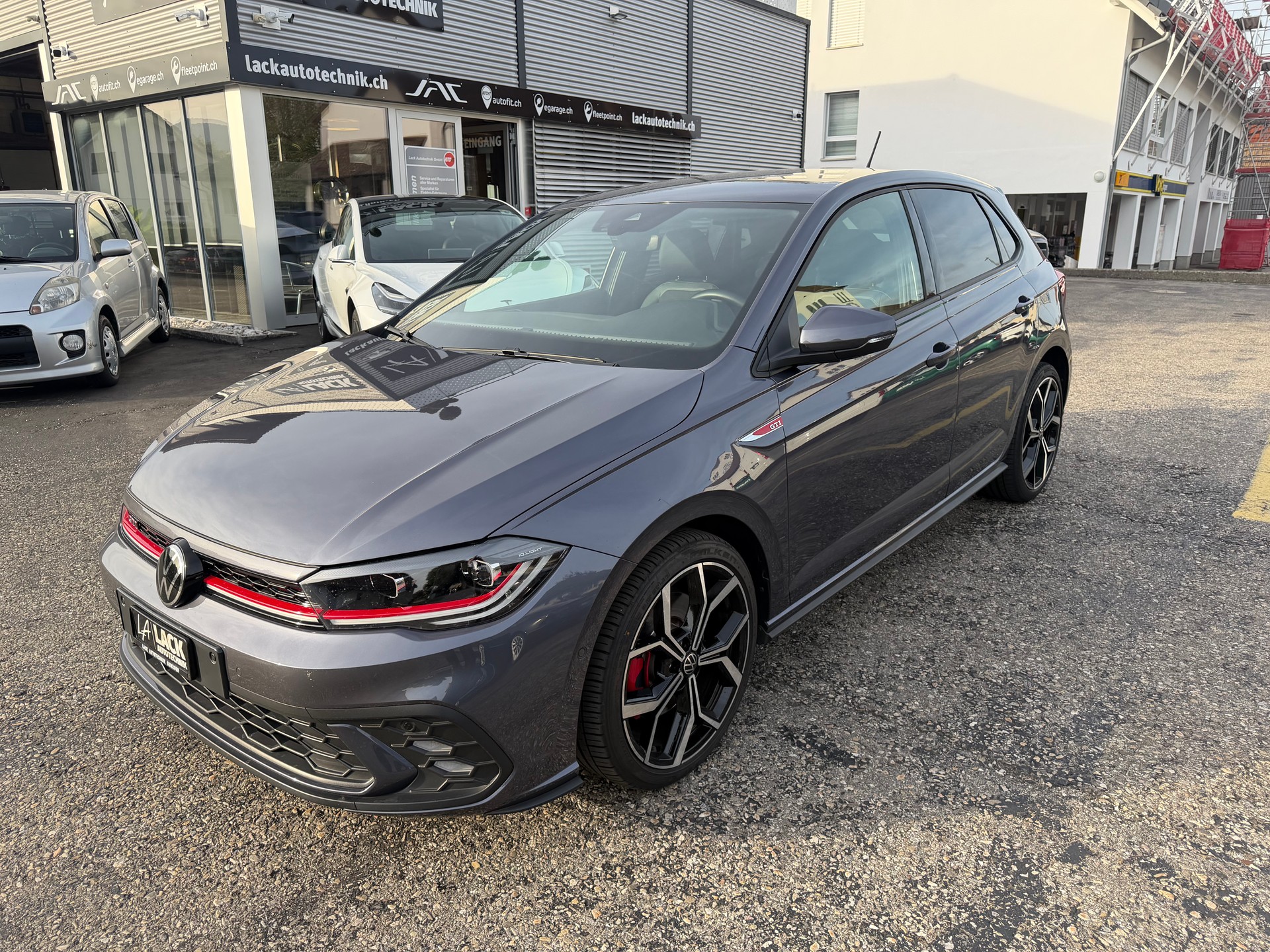 VW Polo 2.0 TSI GTI DSG-image-1
