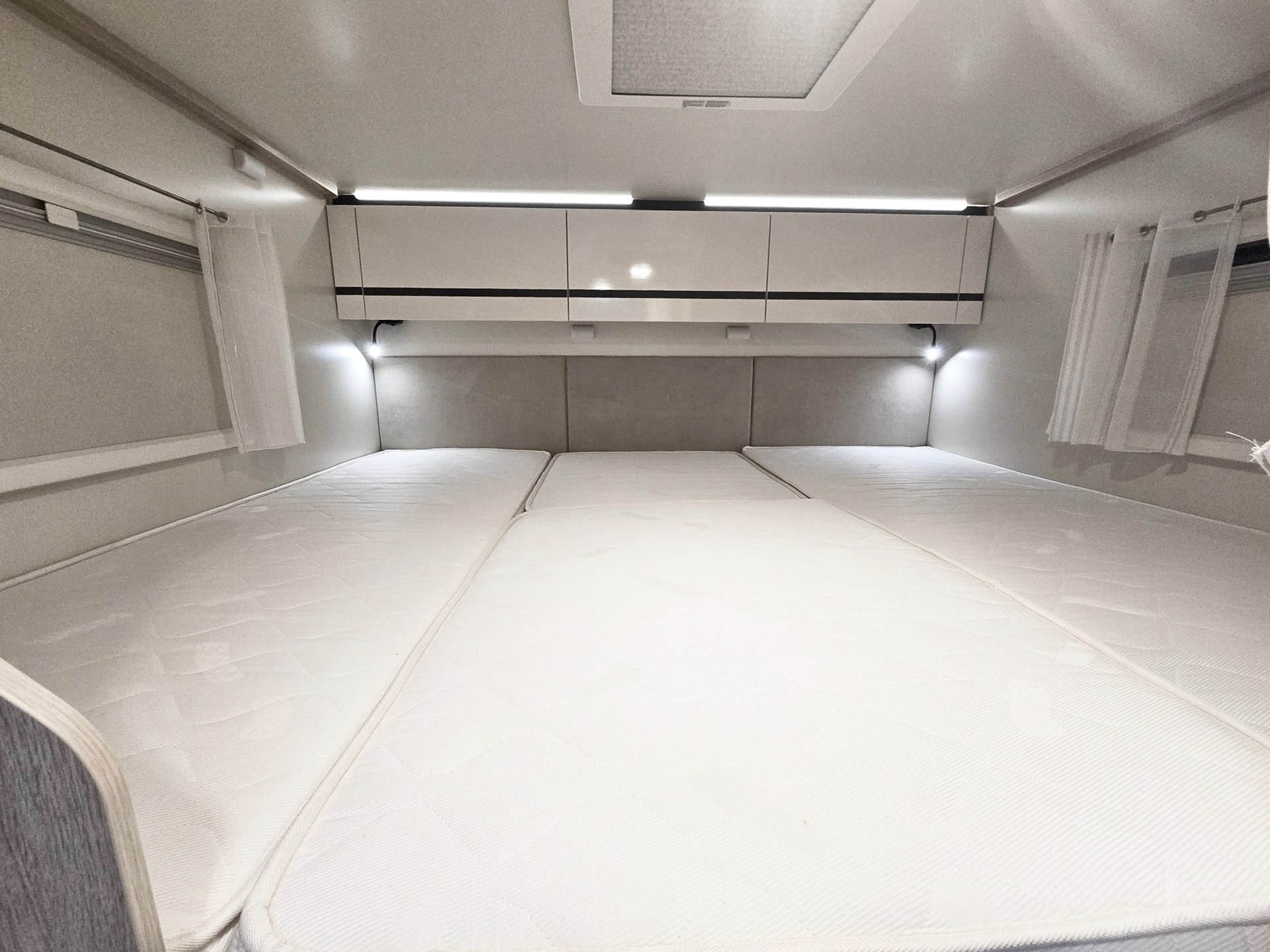 GIOTTILINE SIENA 385 PRIVILEGE 2,2 HDI DIESEL PEUGEOT-image-5