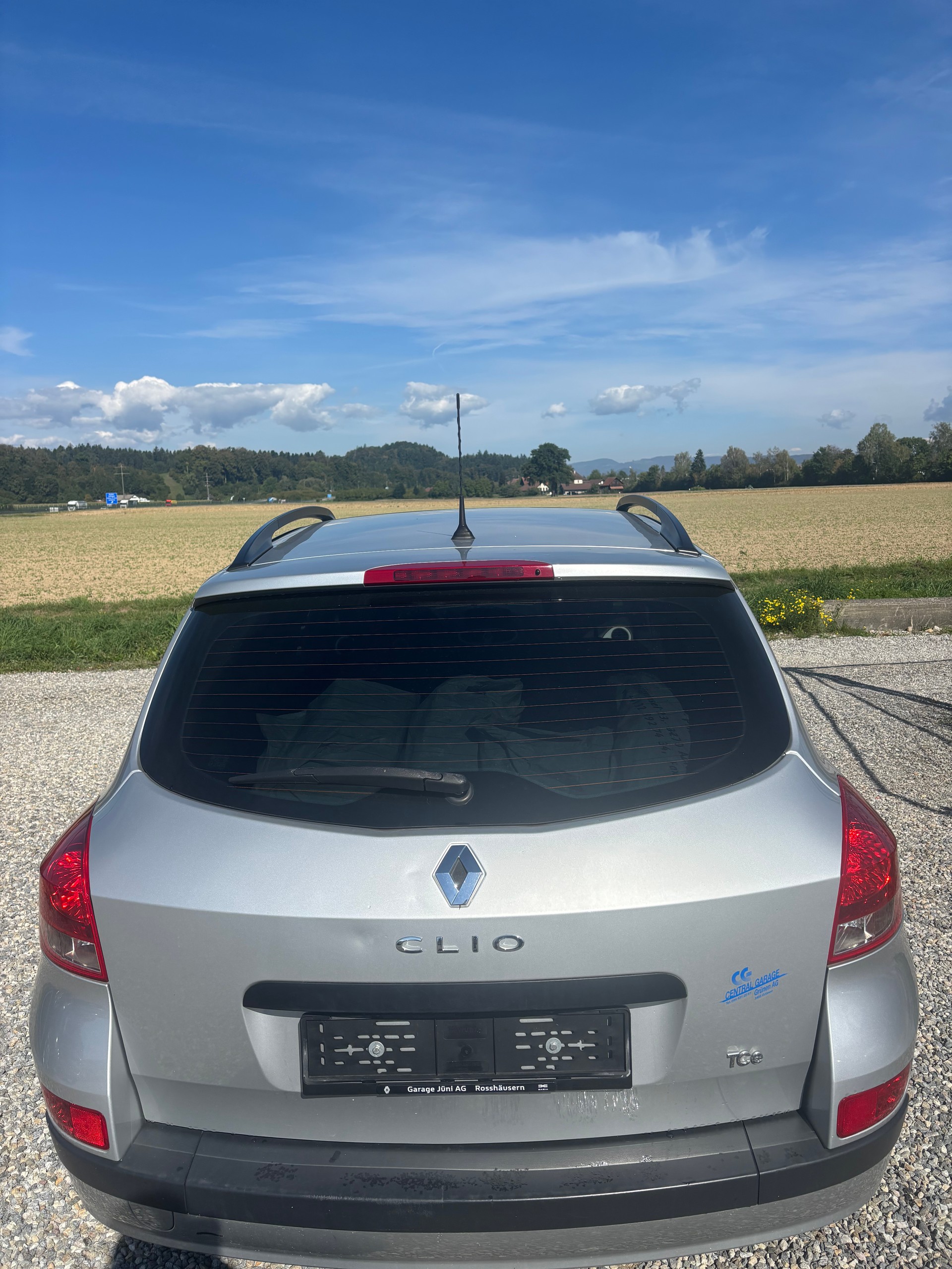 RENAULT Clio Grandtour 1.2 16V Turbo Night&Day-image-3