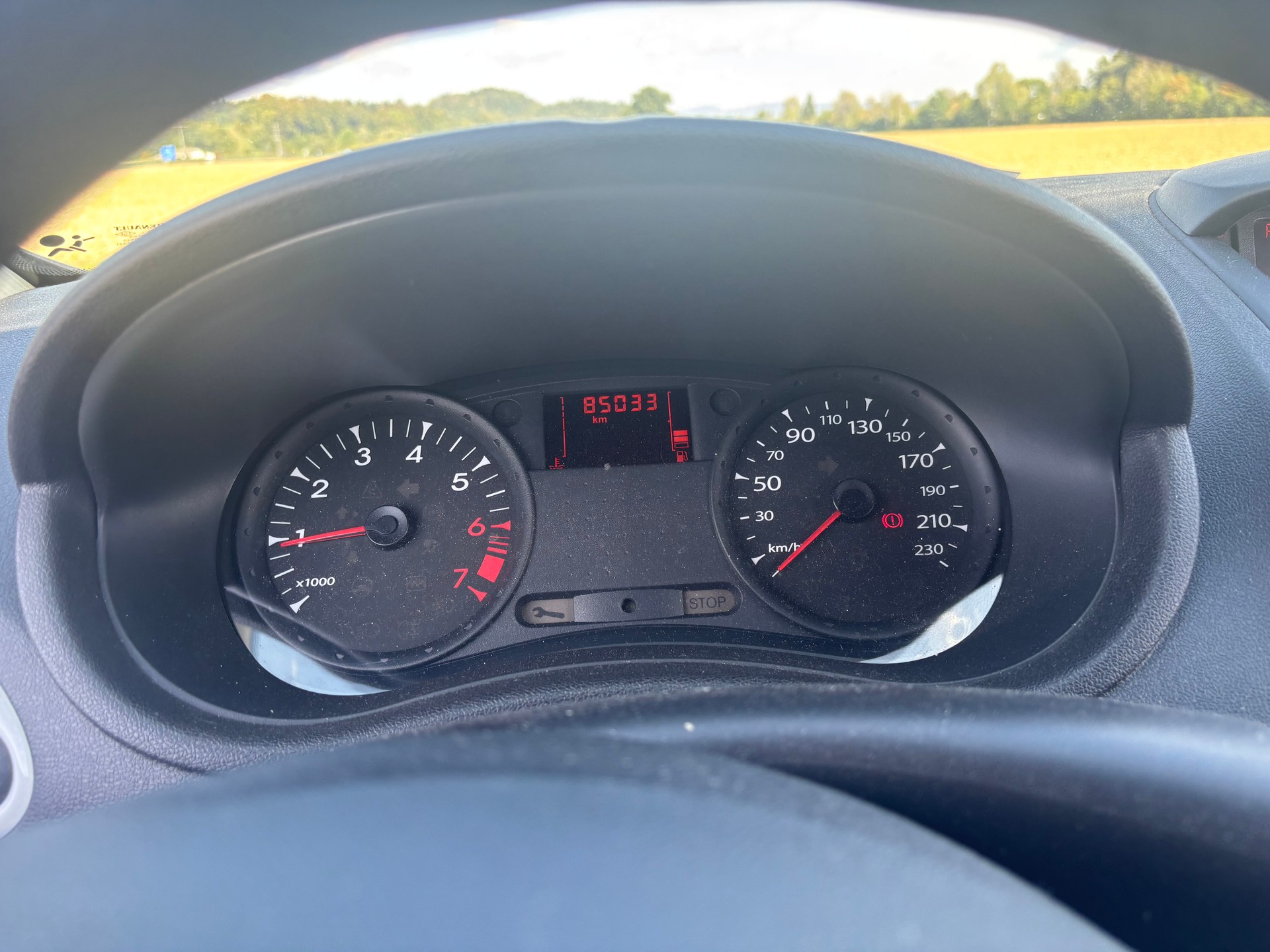 RENAULT Clio Grandtour 1.2 16V Turbo Night&Day-image-9