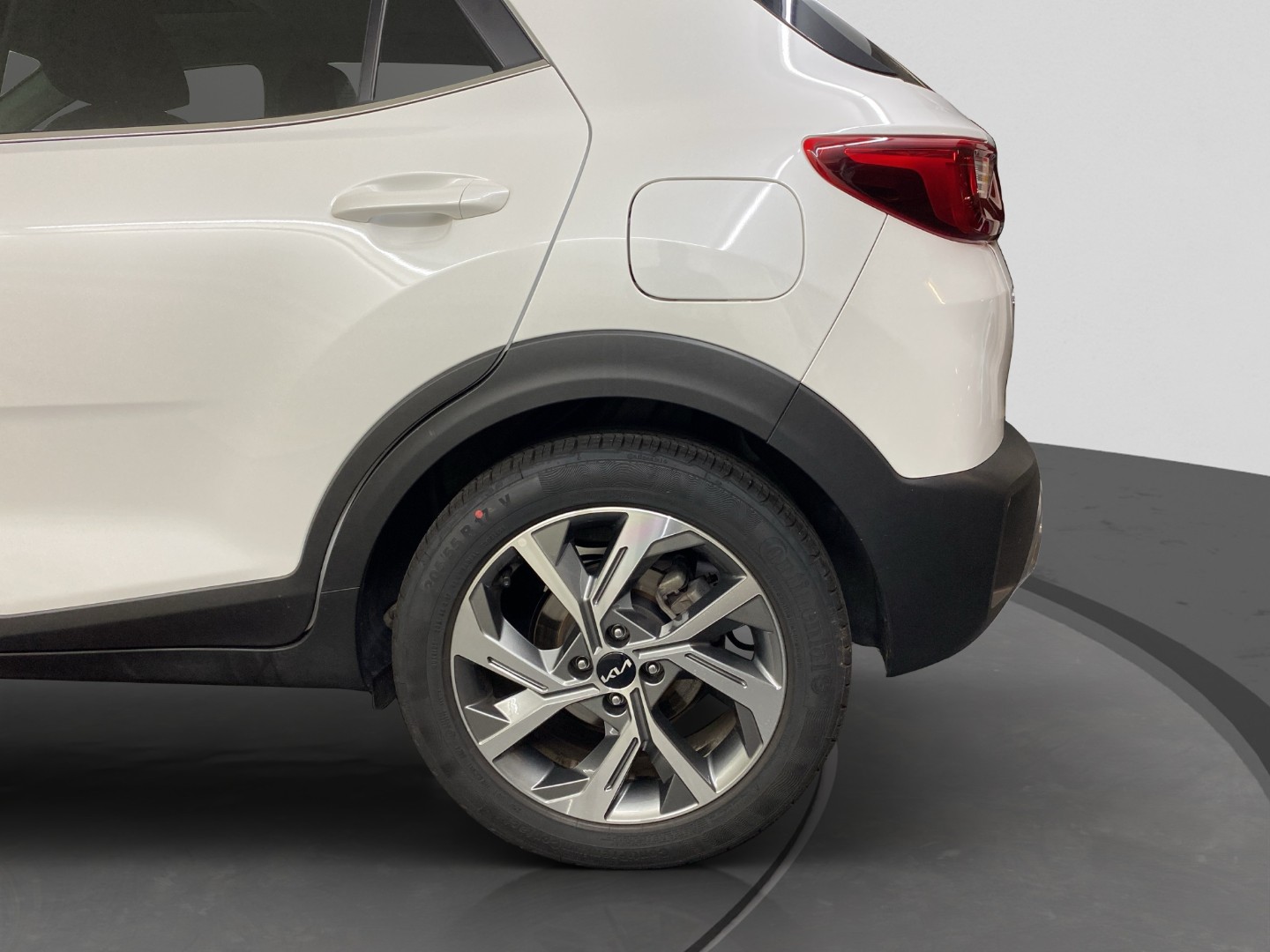 KIA Stonic 1.0 T-GDI MHEV GT-Line DCT-image-22