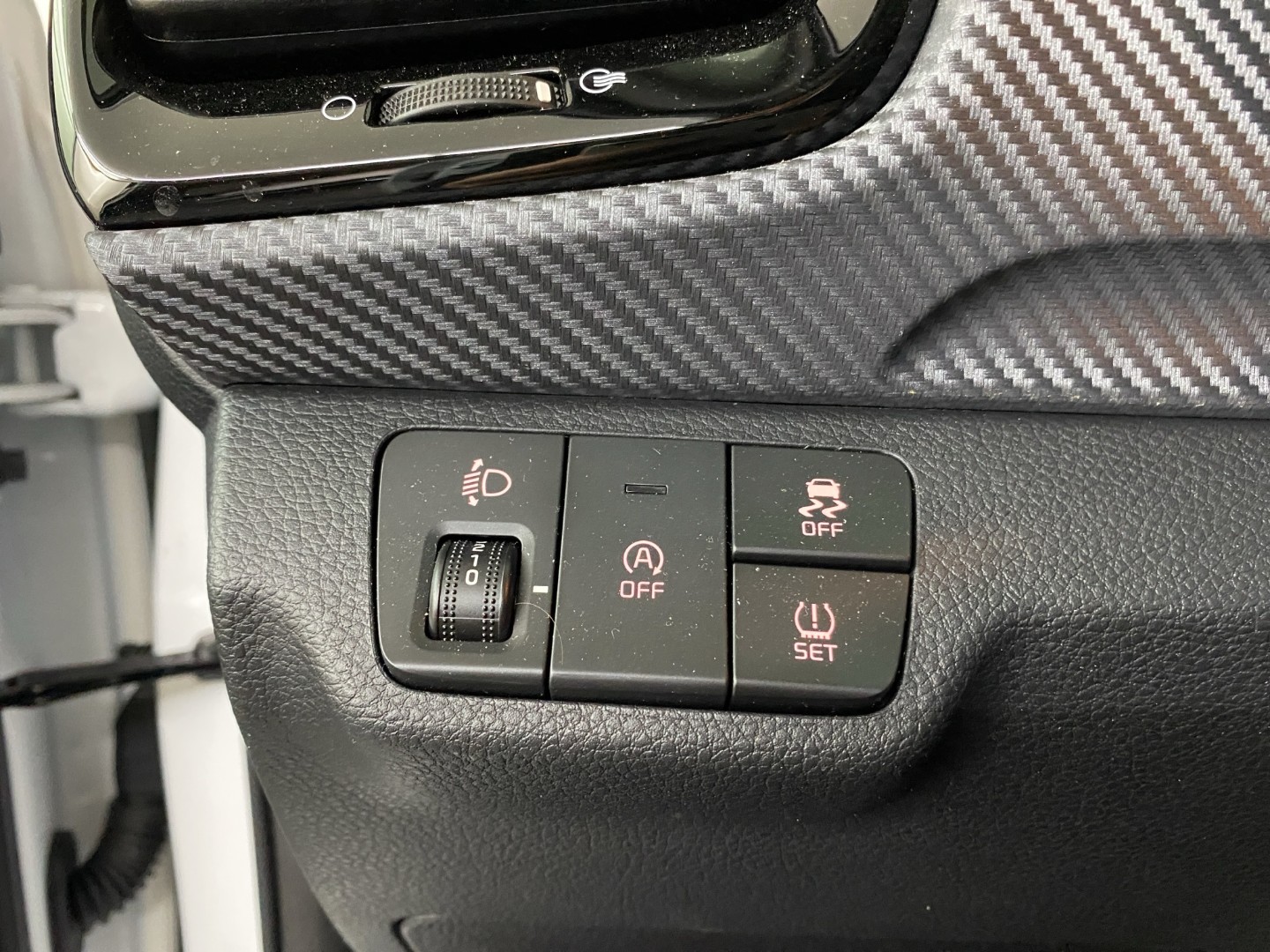 KIA Stonic 1.0 T-GDI MHEV GT-Line DCT-image-14