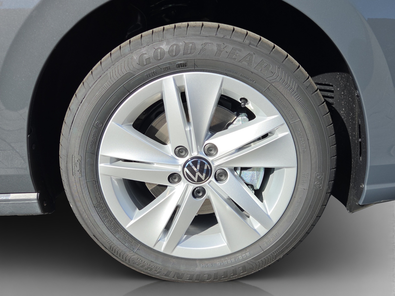 VW Golf 1.5 e TSI mHEV Value DSG-image-13