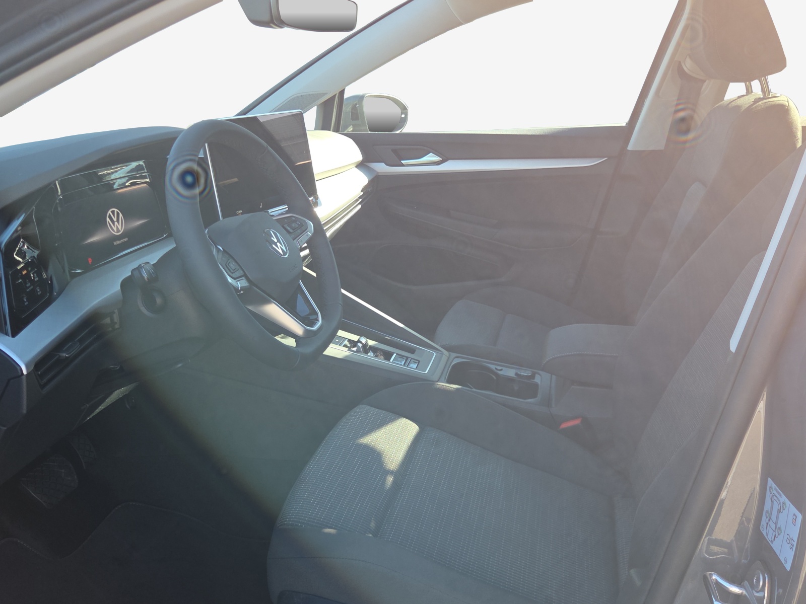 VW Golf 1.5 e TSI mHEV Value DSG-image-7