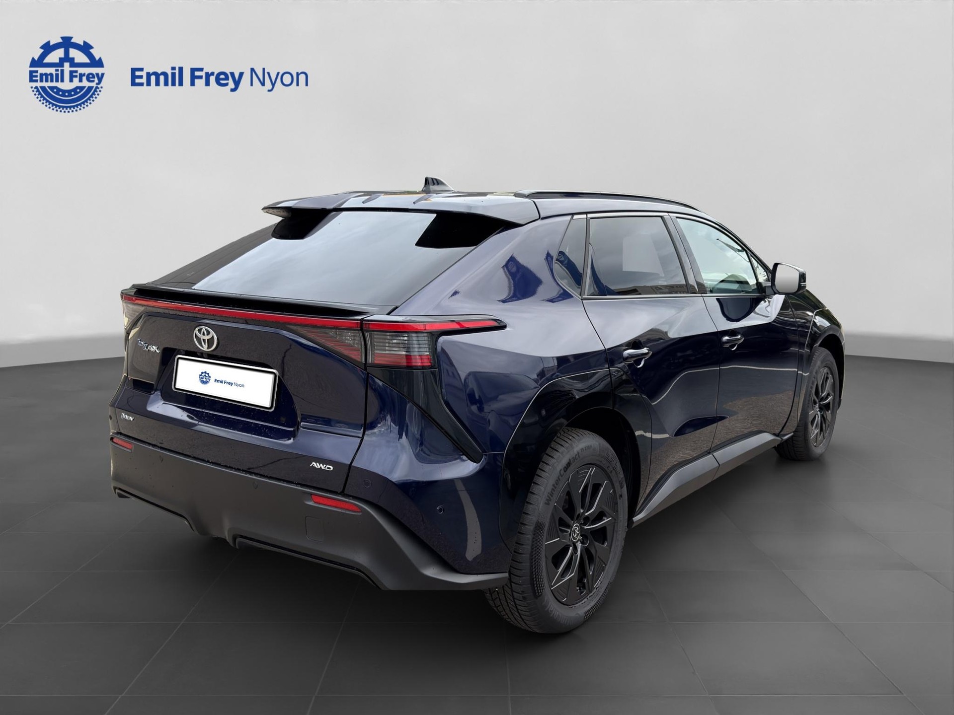 TOYOTA bZ4X Premium AWD-image-5