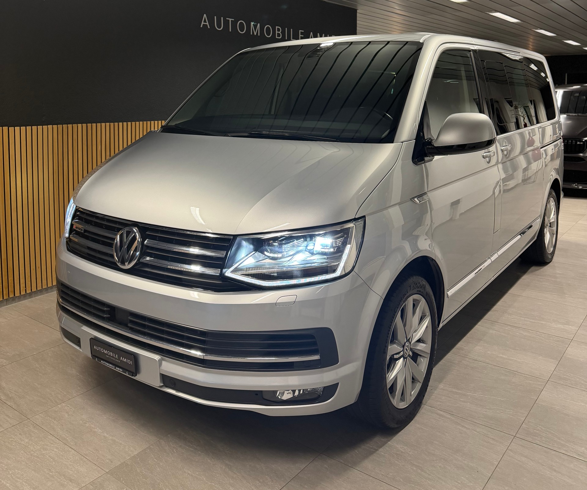 VW T6 Multivan 2.0 Bi-TDI Highline 4Motion DSG, zusätzlich 10 Jahre / 100‘000km GRATIS-SERVICE!-image-0