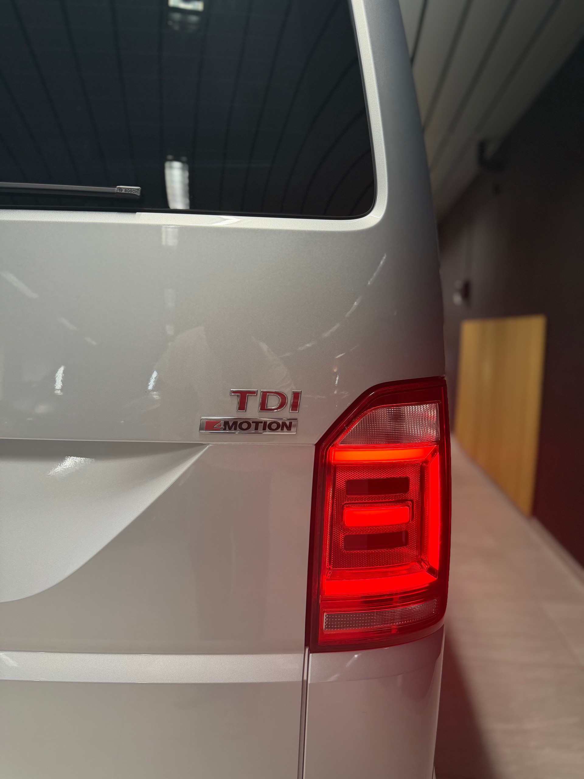 VW T6 Multivan 2.0 Bi-TDI Highline 4Motion DSG, zusätzlich 10 Jahre / 100‘000km GRATIS-SERVICE!-image-5