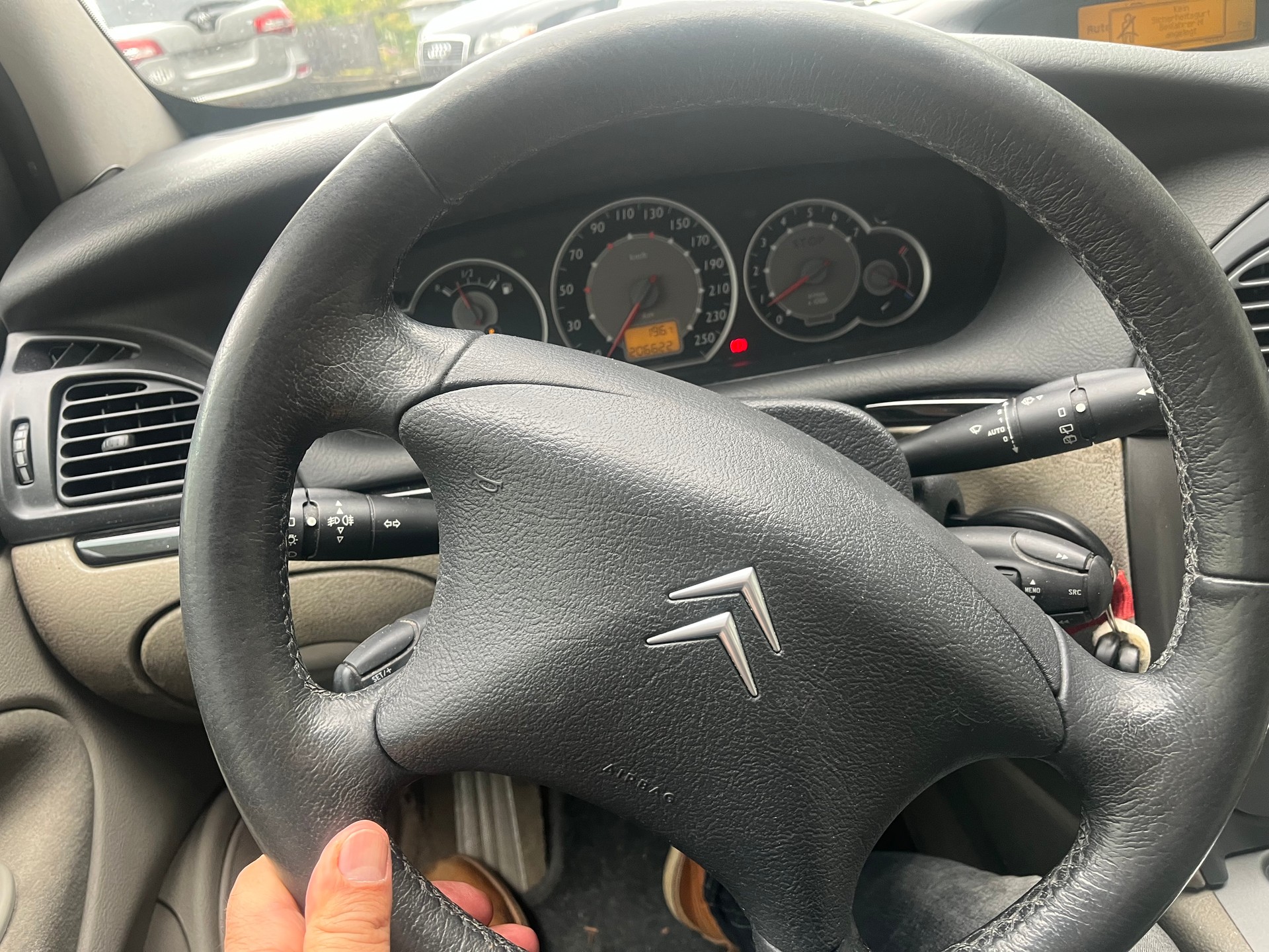 CITROEN C5 Break 2.0i Exclusive-image-9