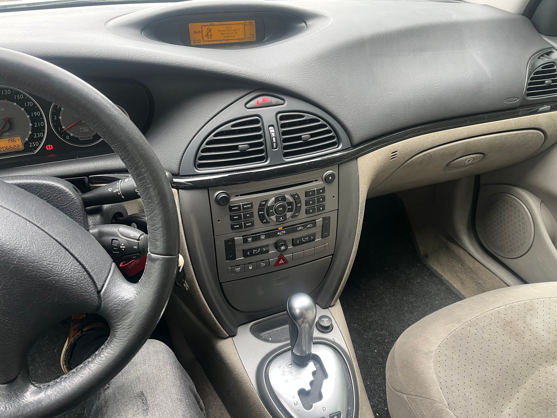 CITROEN C5 Break 2.0i Exclusive-image-7