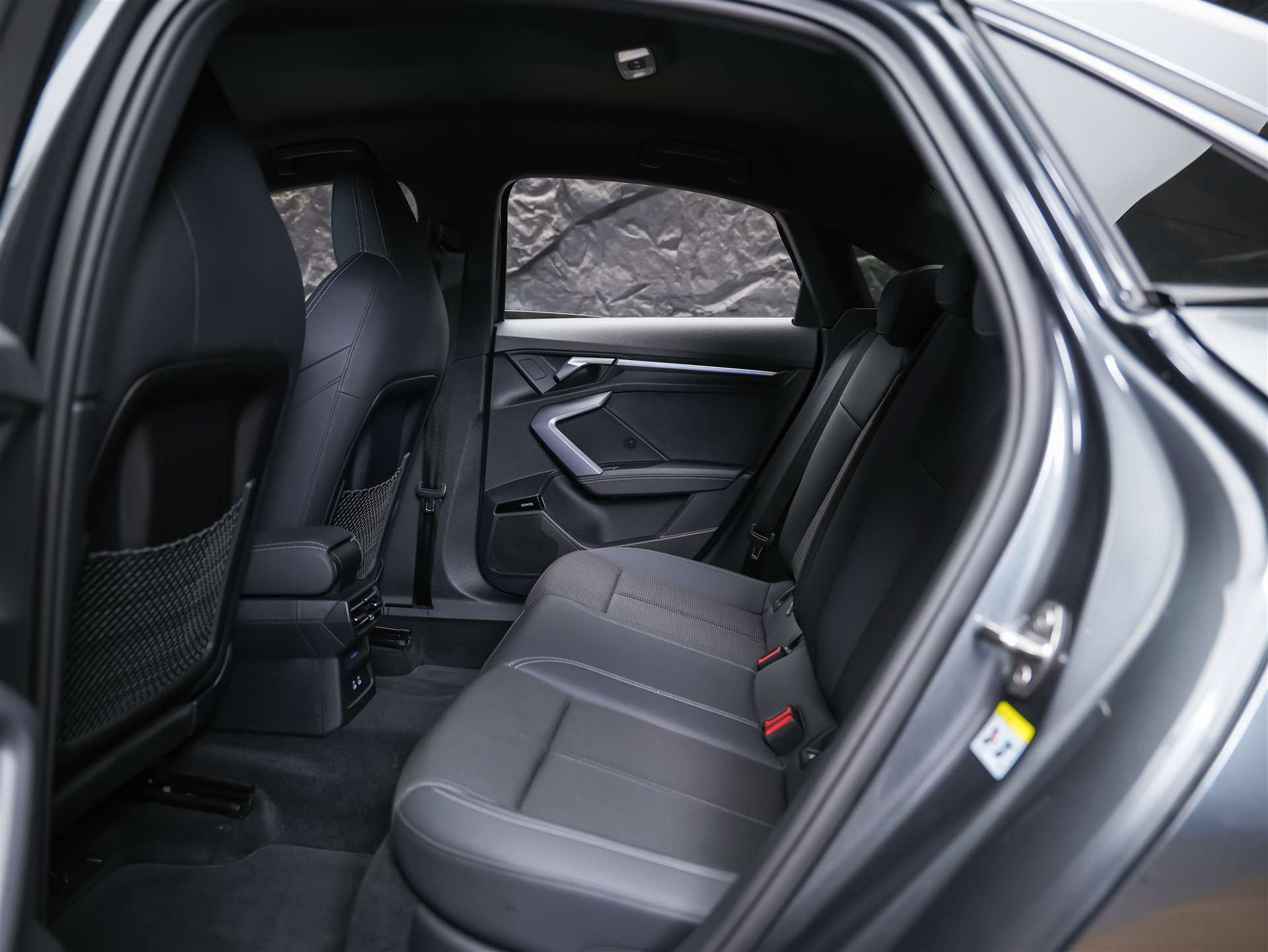 AUDI S3 Limousine TFSI quattro S-tronic *Werksgarantie*Facelift*Head-Up*-image-13
