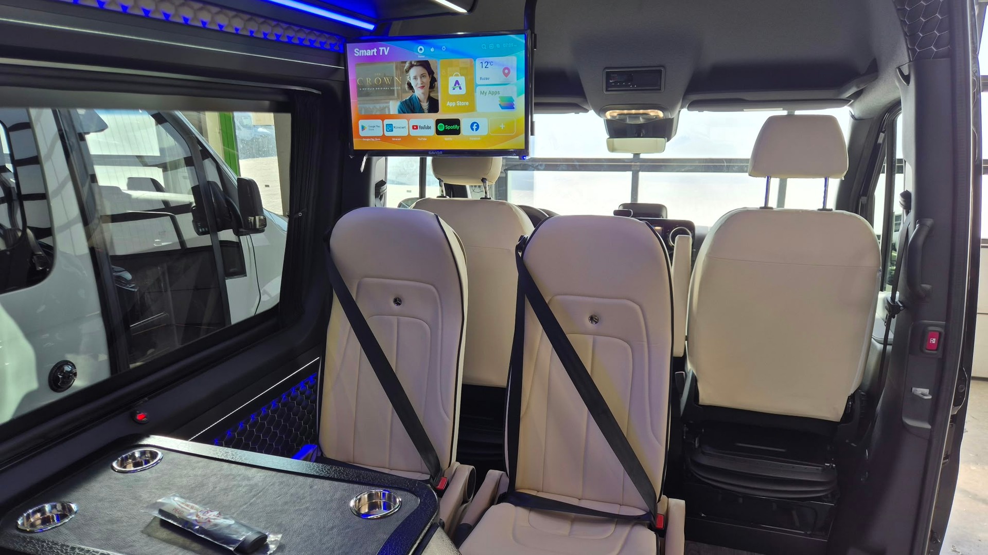 MERCEDES-BENZ 319 9 PL Luxe-image-6