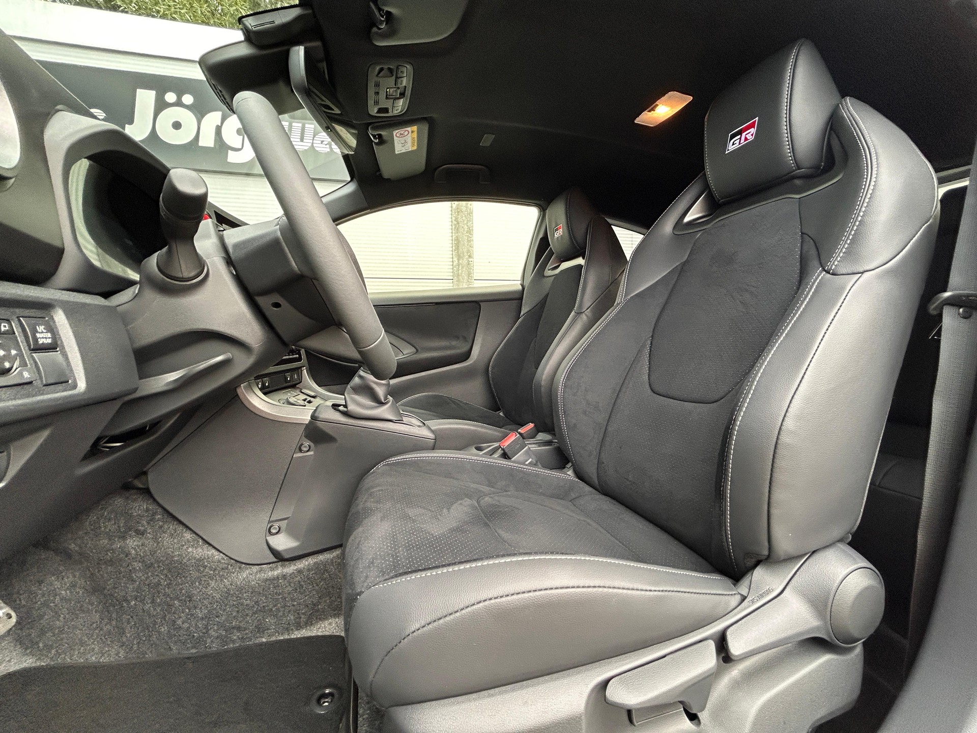 TOYOTA GR Yaris 1.6 Turbo Sport 4x4-image-10