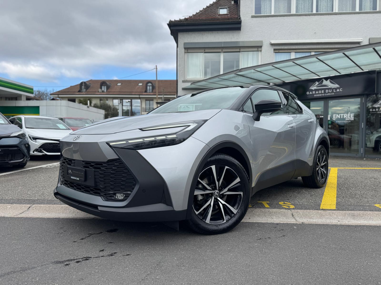TOYOTA C-HR 1.8 HSD CVT Trend-showroom-element-1