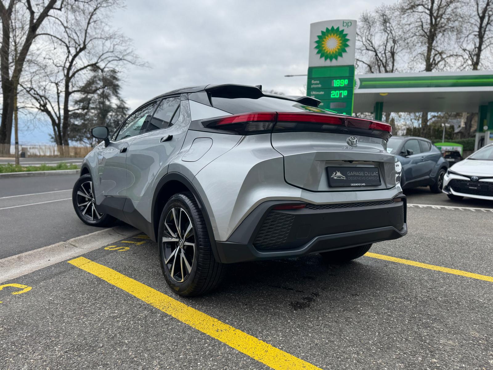 TOYOTA C-HR 1.8 HSD CVT Trend-showroom-element-2