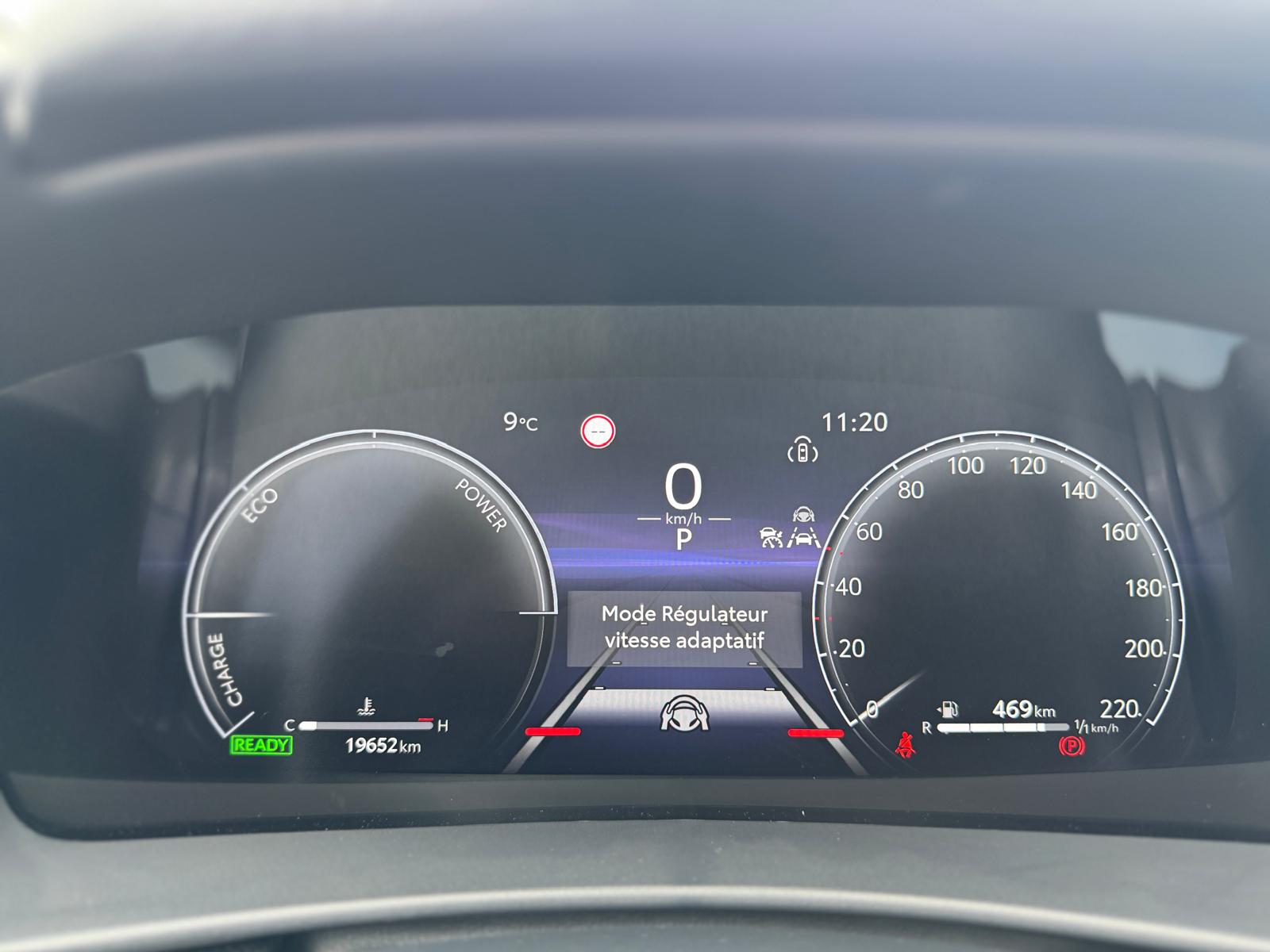 TOYOTA C-HR 1.8 HSD CVT Trend-image-15