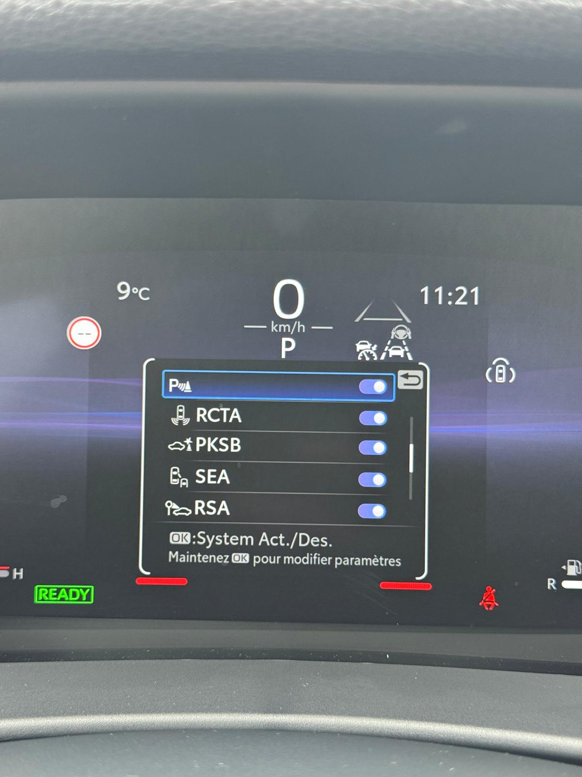 TOYOTA C-HR 1.8 HSD CVT Trend-image-17