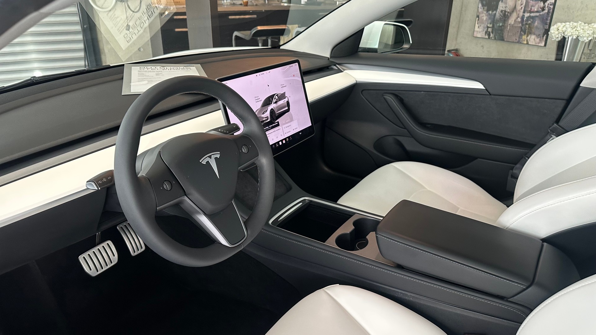 TESLA Model 3 Performance D-image-9