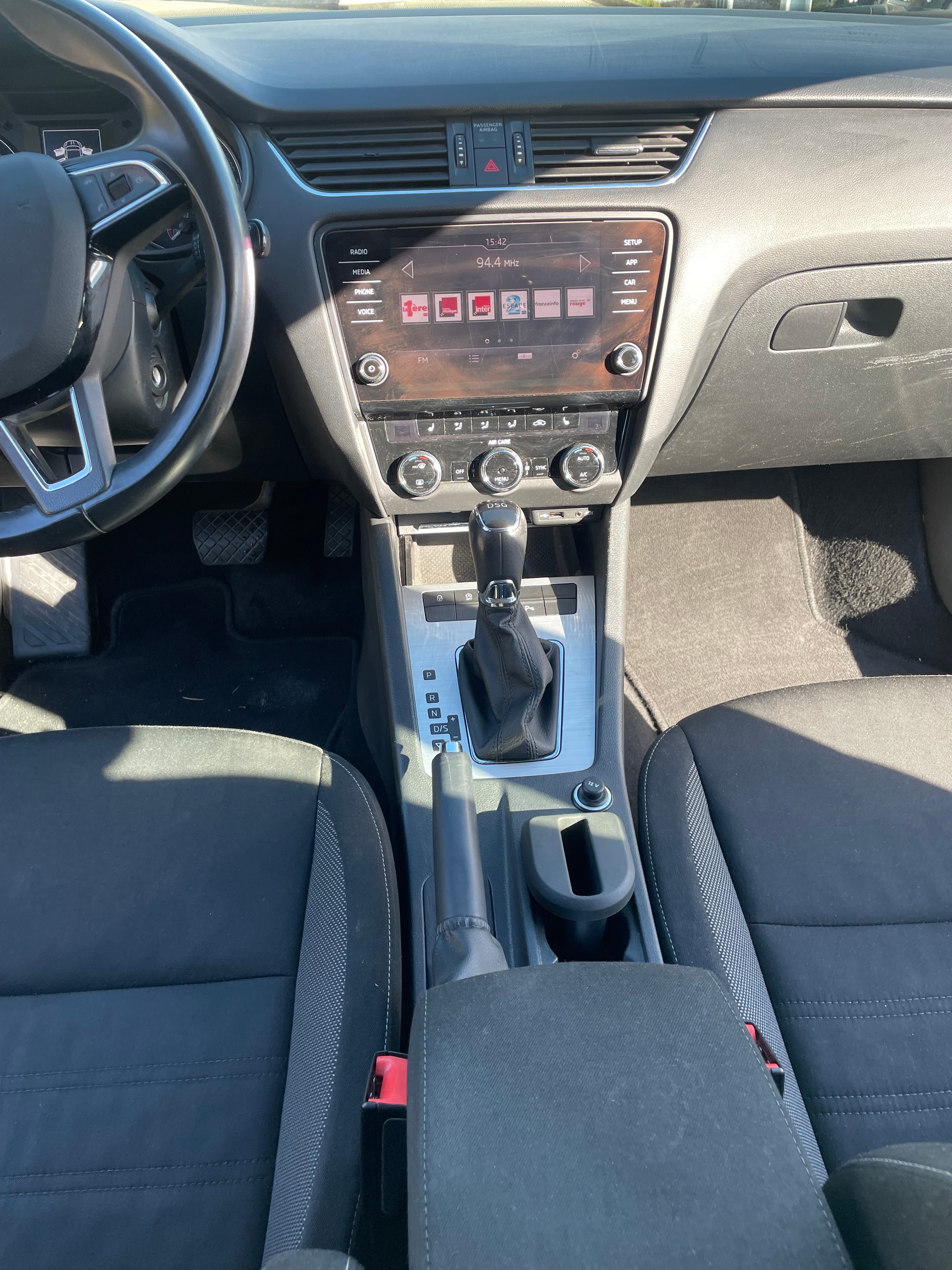 SKODA Octavia Combi 1.0 TSI Style DSG-image-9