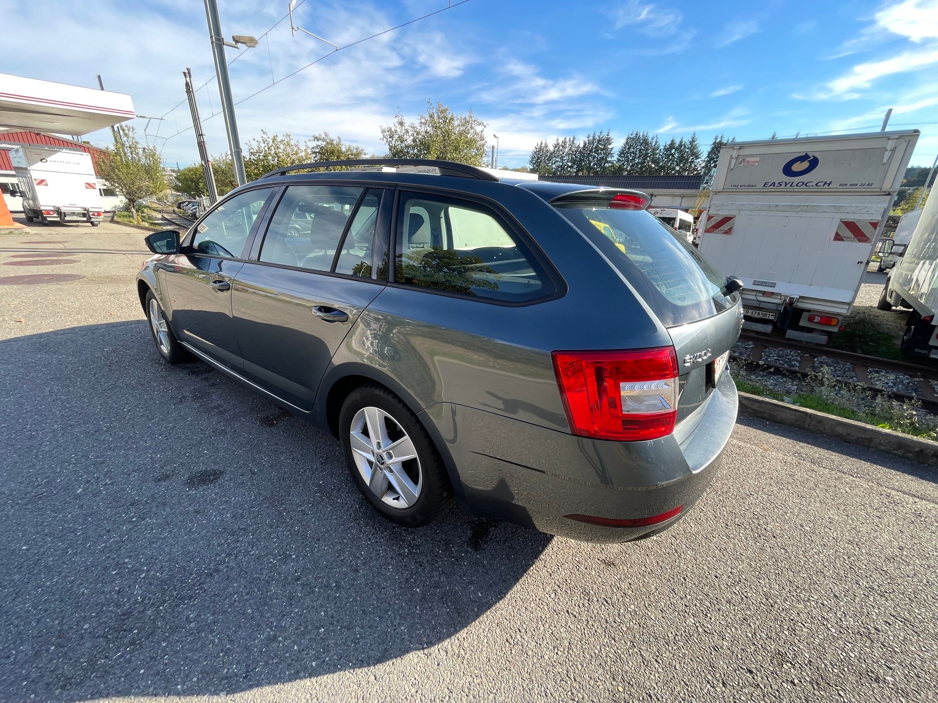SKODA Octavia Combi 1.0 TSI Style DSG-image-3