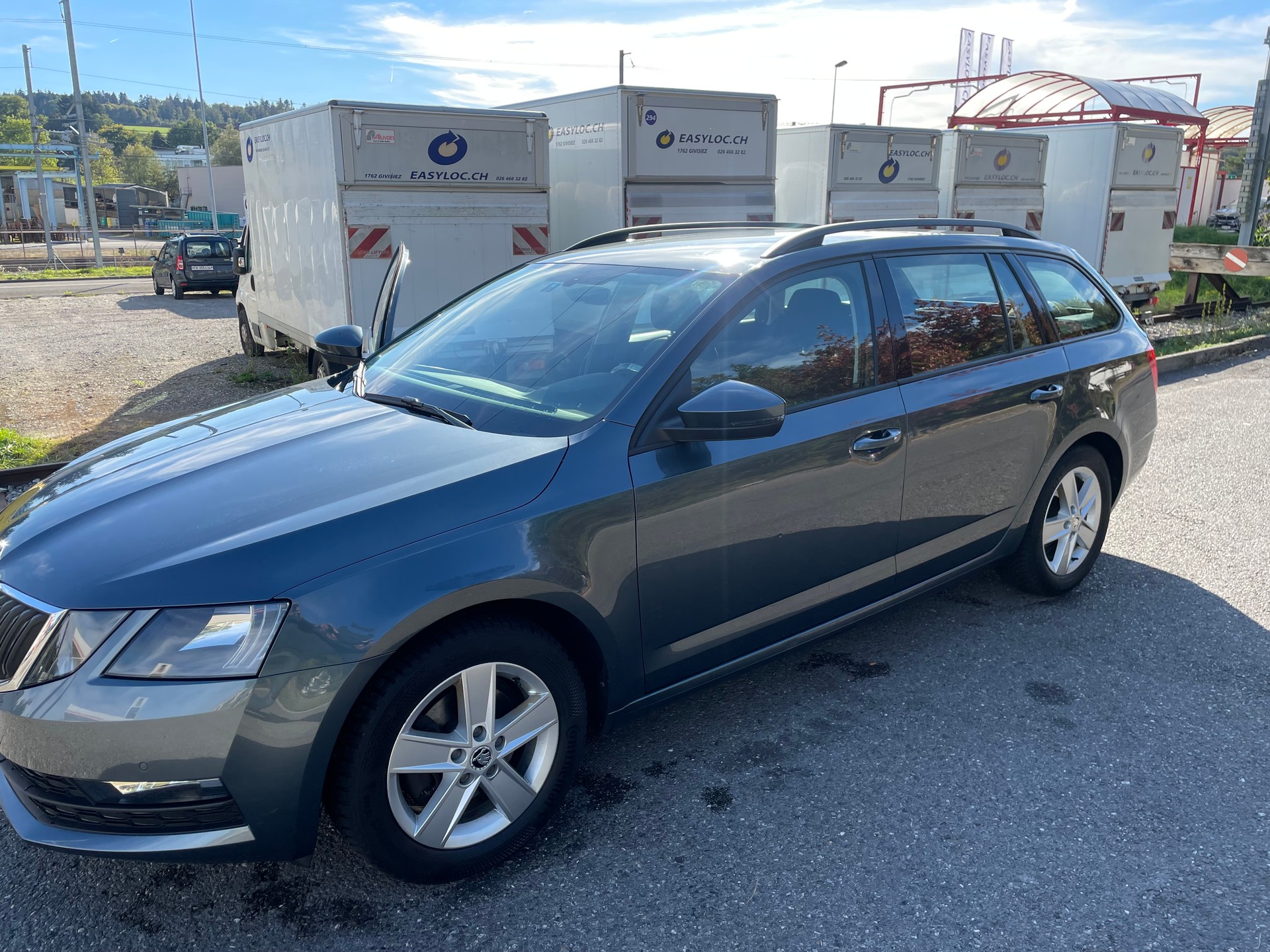 SKODA Octavia Combi 1.0 TSI Style DSG-image-2
