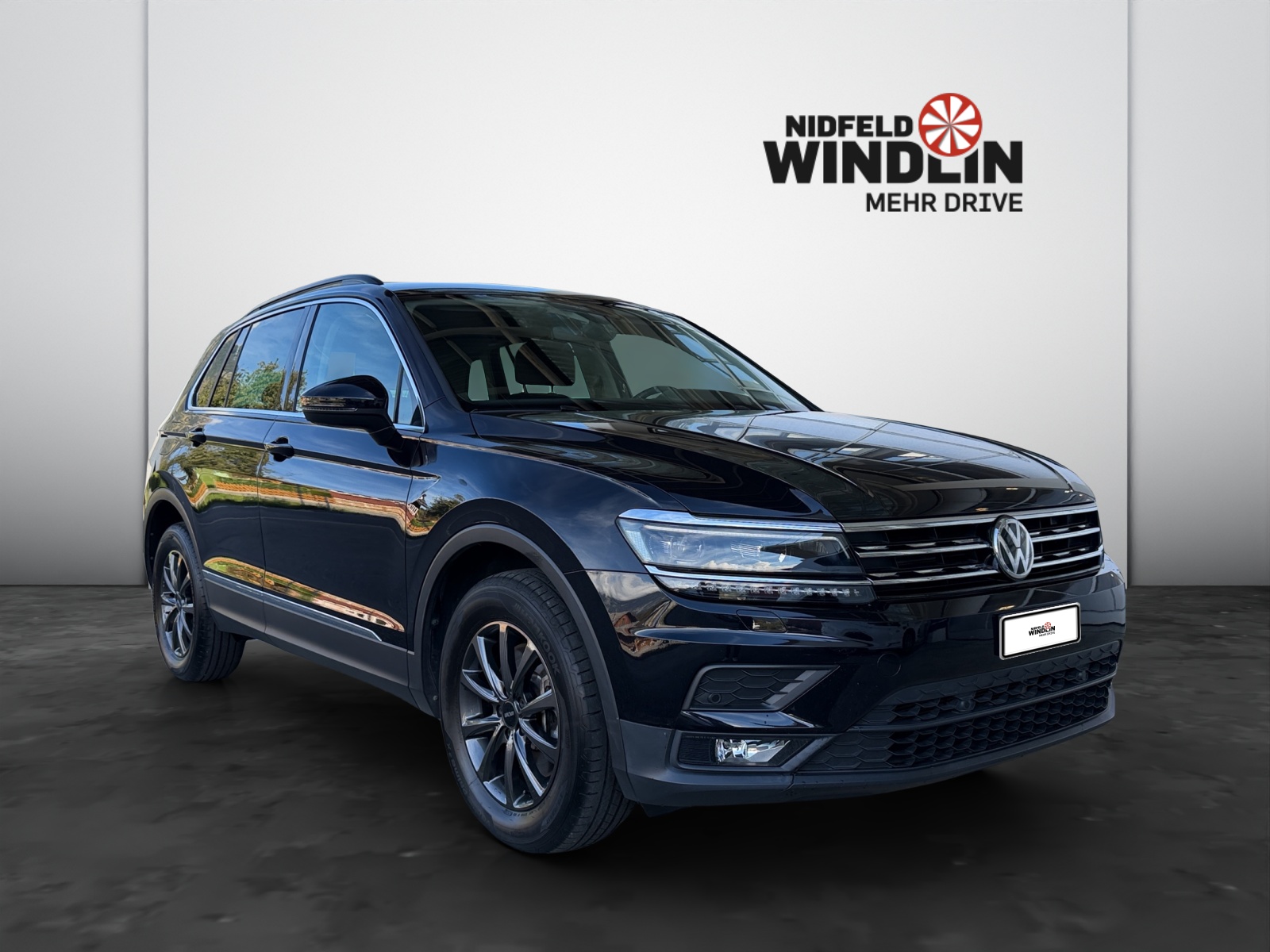 VW Tiguan 2.0 TSI Comfortline DSG 4motion-image-0