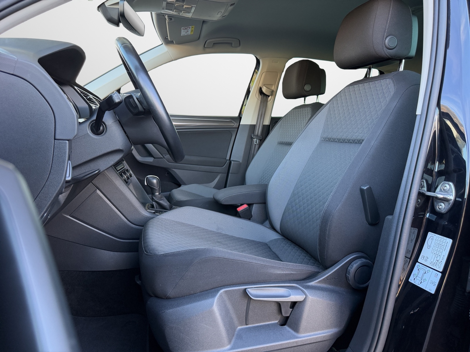 VW Tiguan 2.0 TSI Comfortline DSG 4motion-image-4