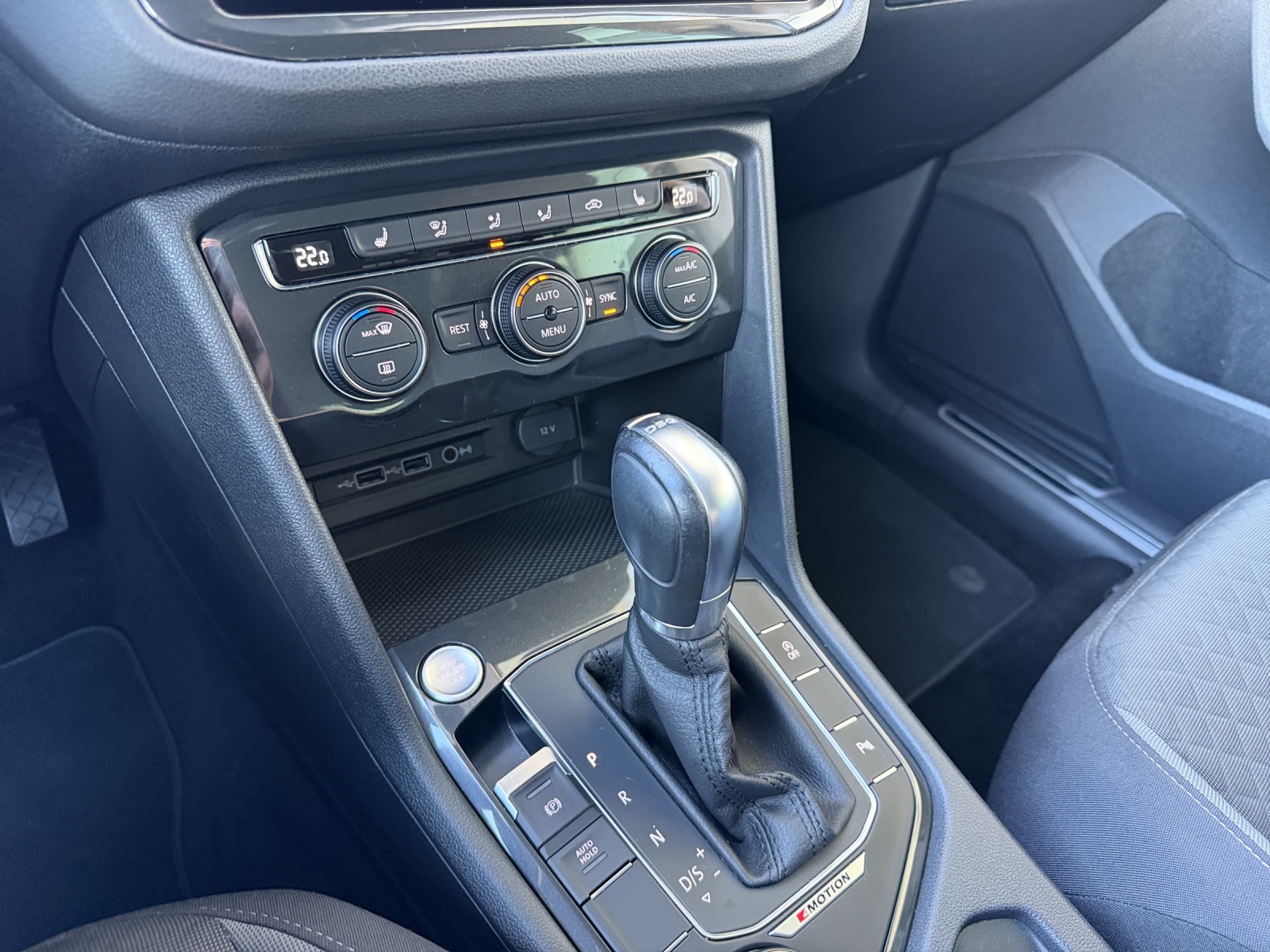VW Tiguan 2.0 TSI Comfortline DSG 4motion-image-13