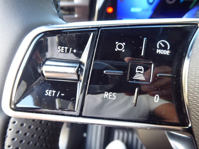 RENAULT Clio 1.8 E-Tech Techno-image-9