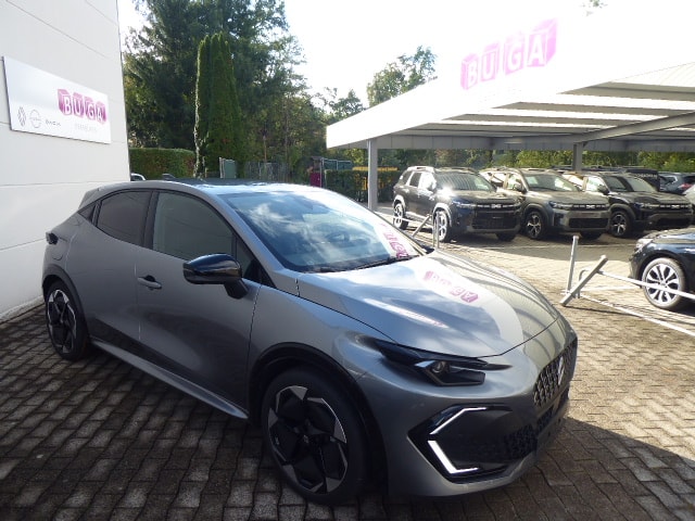 RENAULT Clio 1.8 E-Tech Techno-image-11