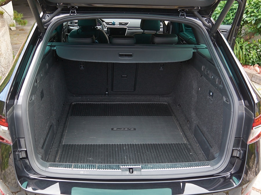 SKODA 2.0 TDI 200 L & K 4x4 DSG-image-5