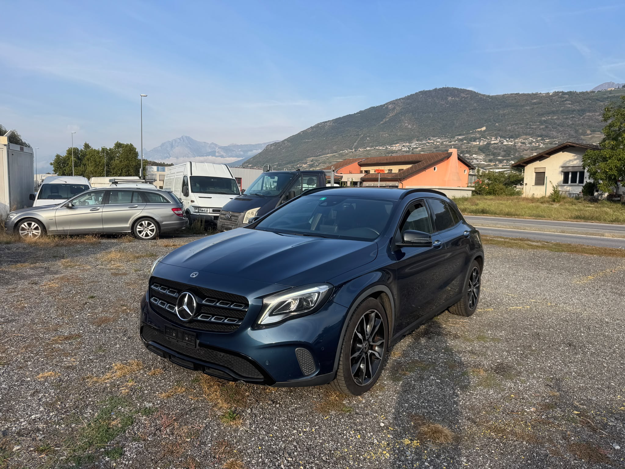 Car photo