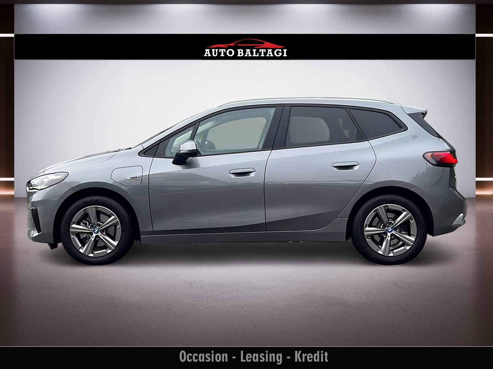BMW 225e xDrive Active Tourer-image-1