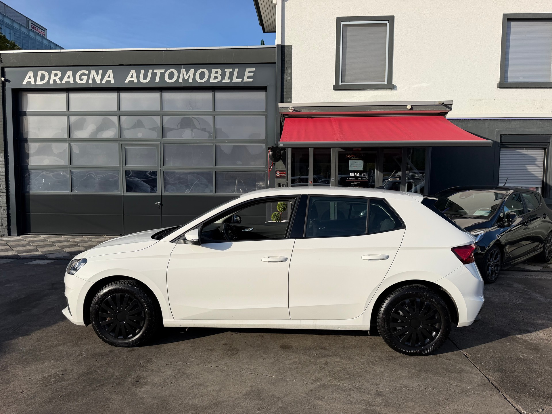 SKODA Fabia 1.0 MPI Ambition-image-5