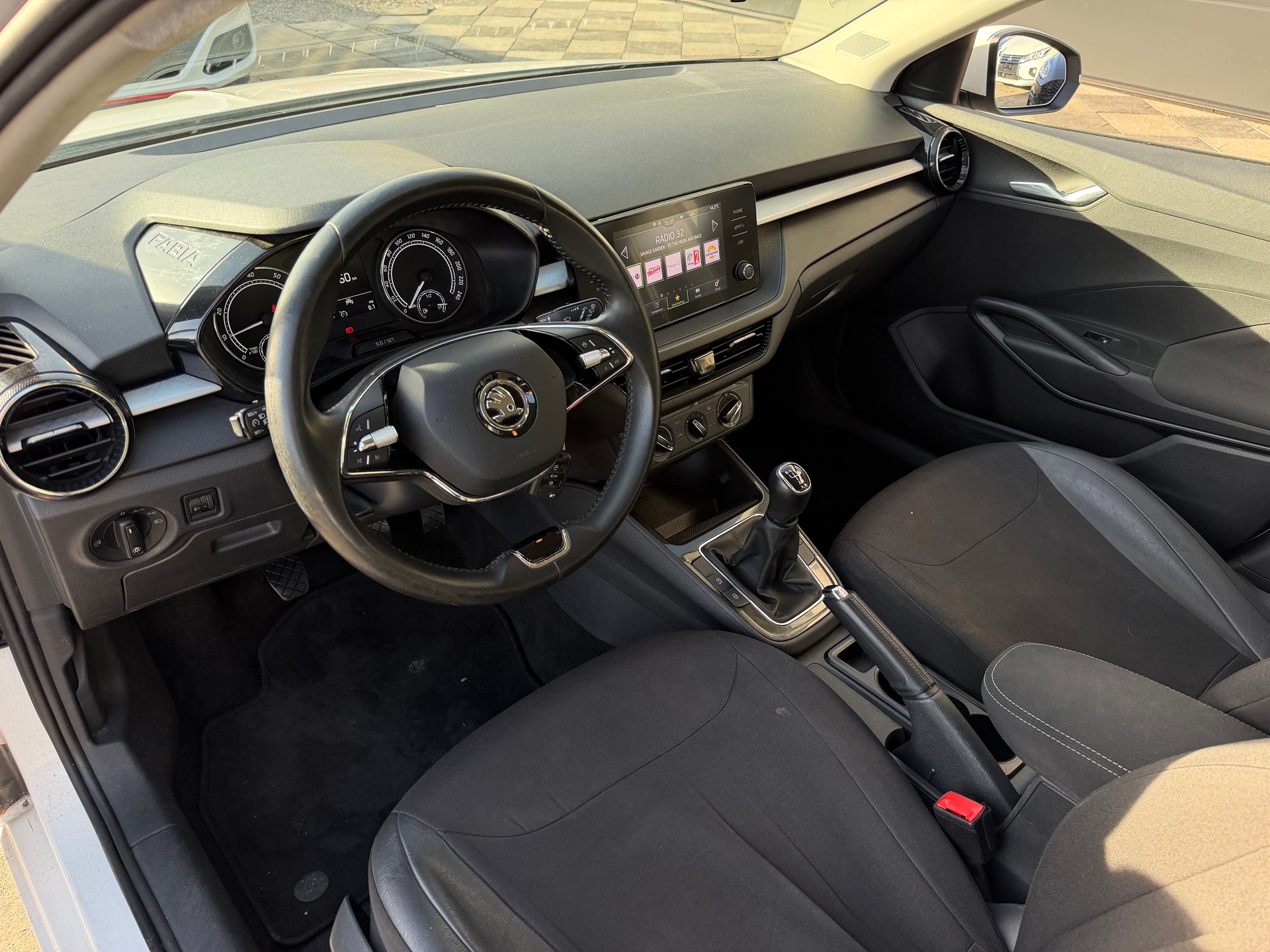 SKODA Fabia 1.0 MPI Ambition-image-10
