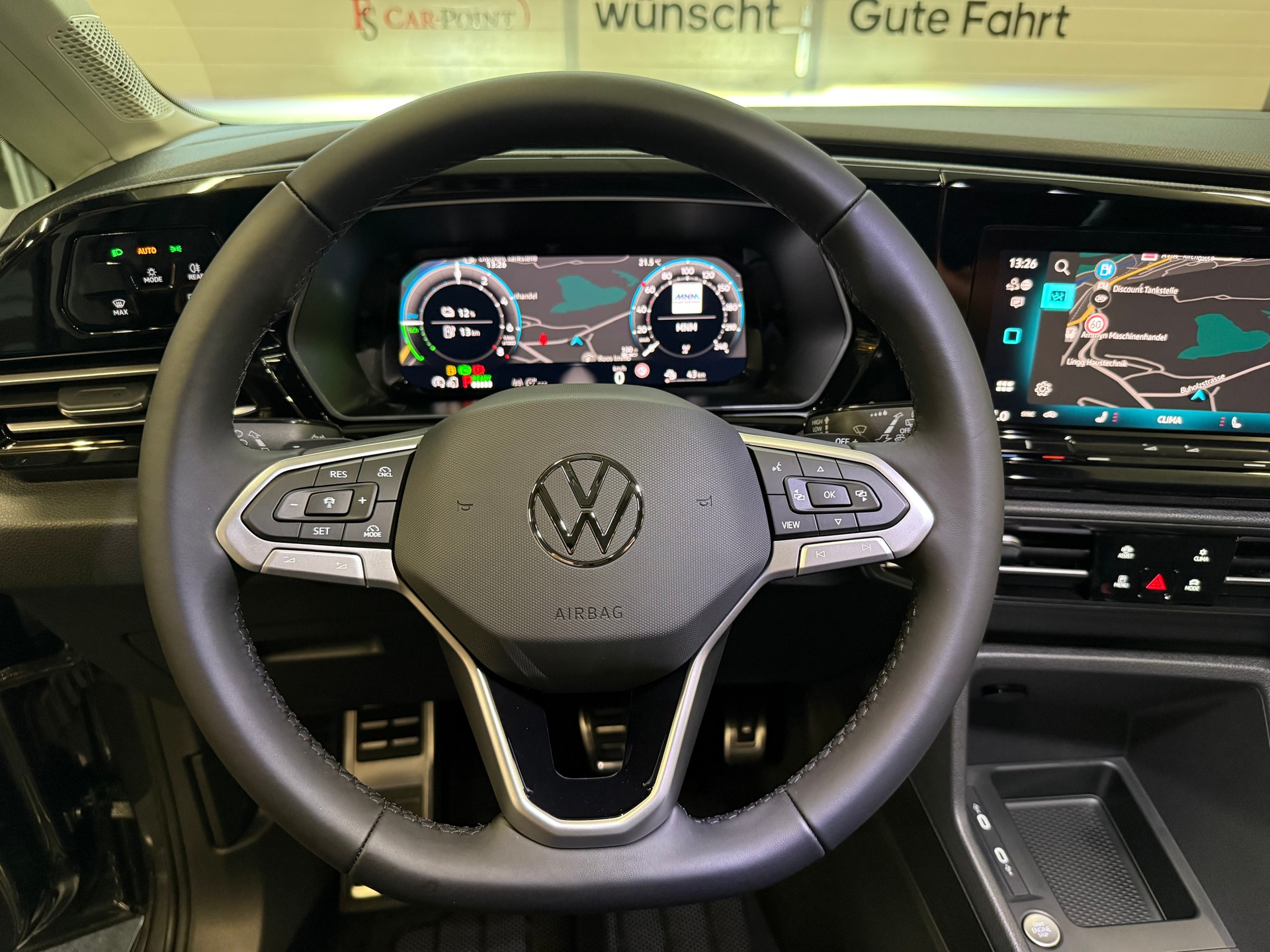VW Caddy Maxi 1.5 TSI Plug in Hybrid Style DSG-image-24