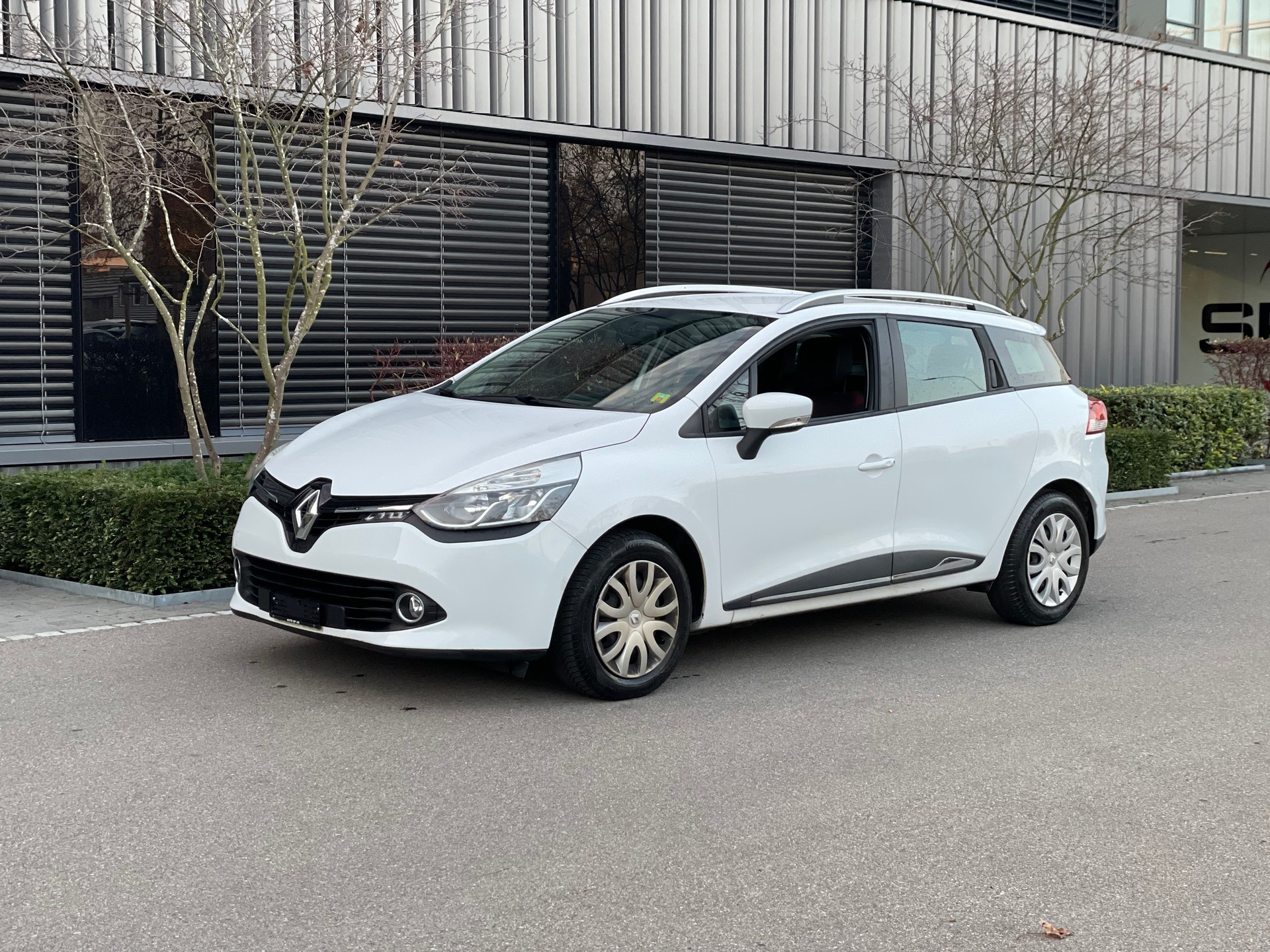 RENAULT Clio Grandtour 0.9 12V Expression-image-0