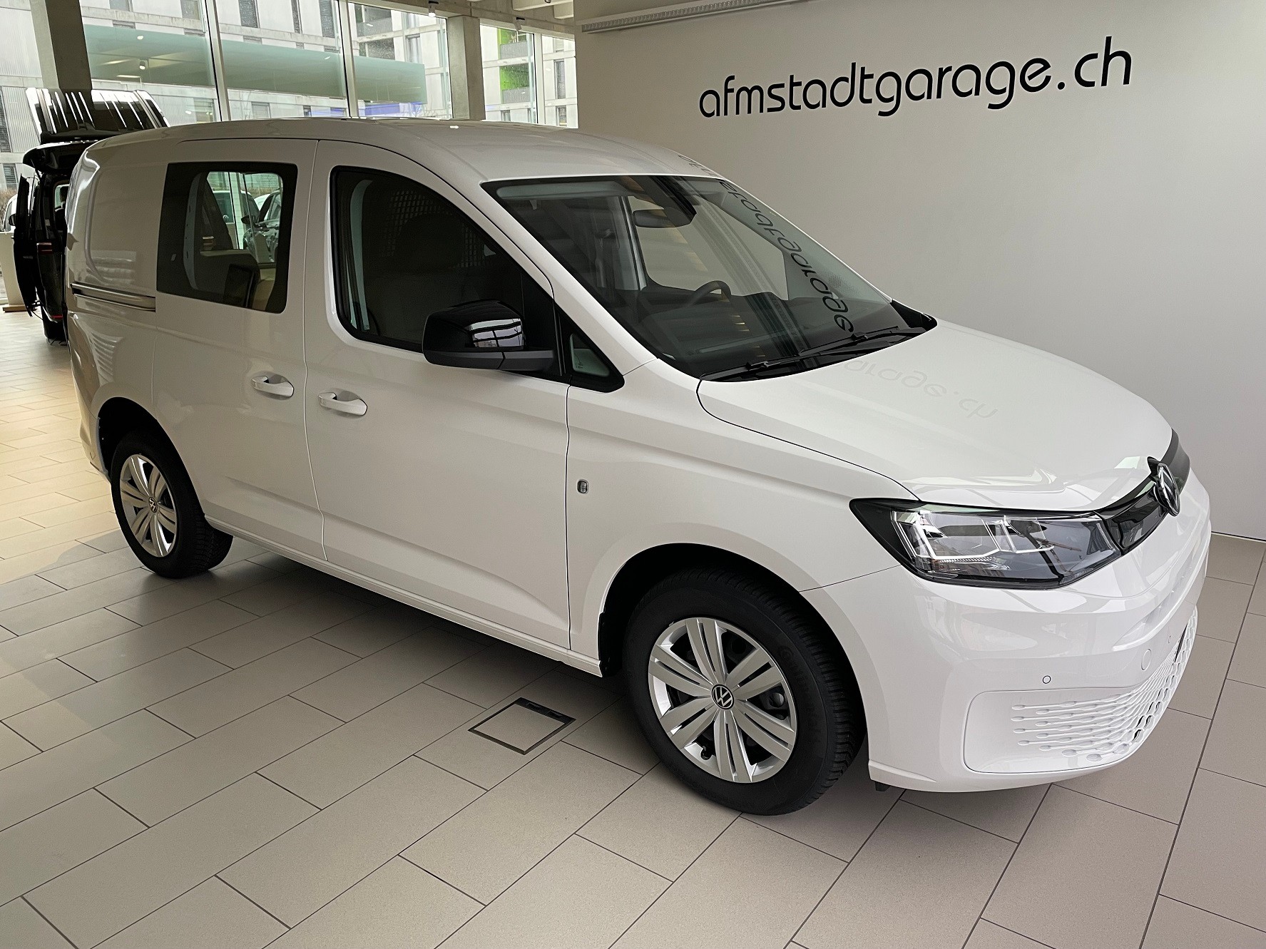 VW Caddy Cargo 1.5 TSI Entry-image-0