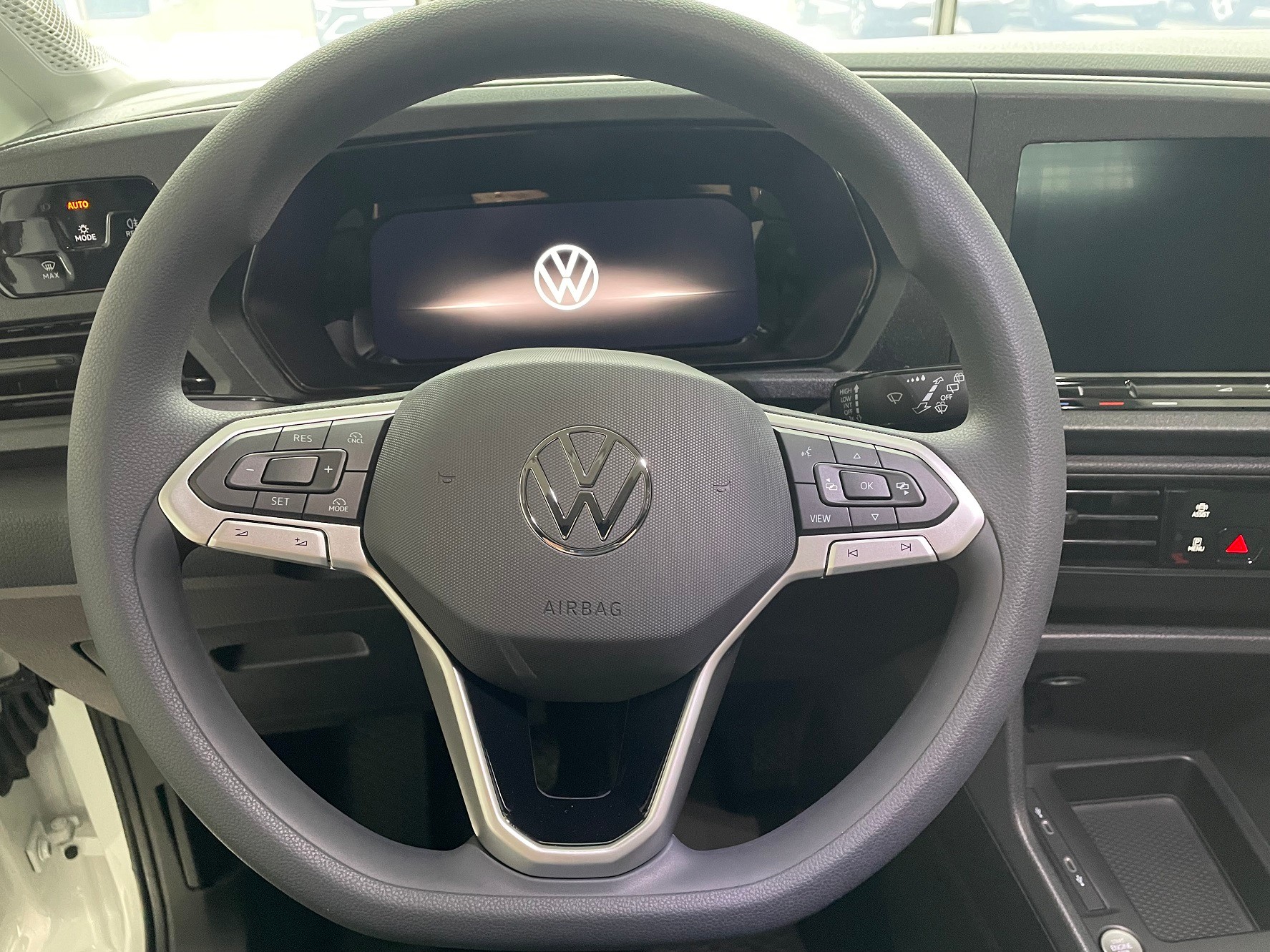 VW Caddy Cargo 1.5 TSI Entry-image-9