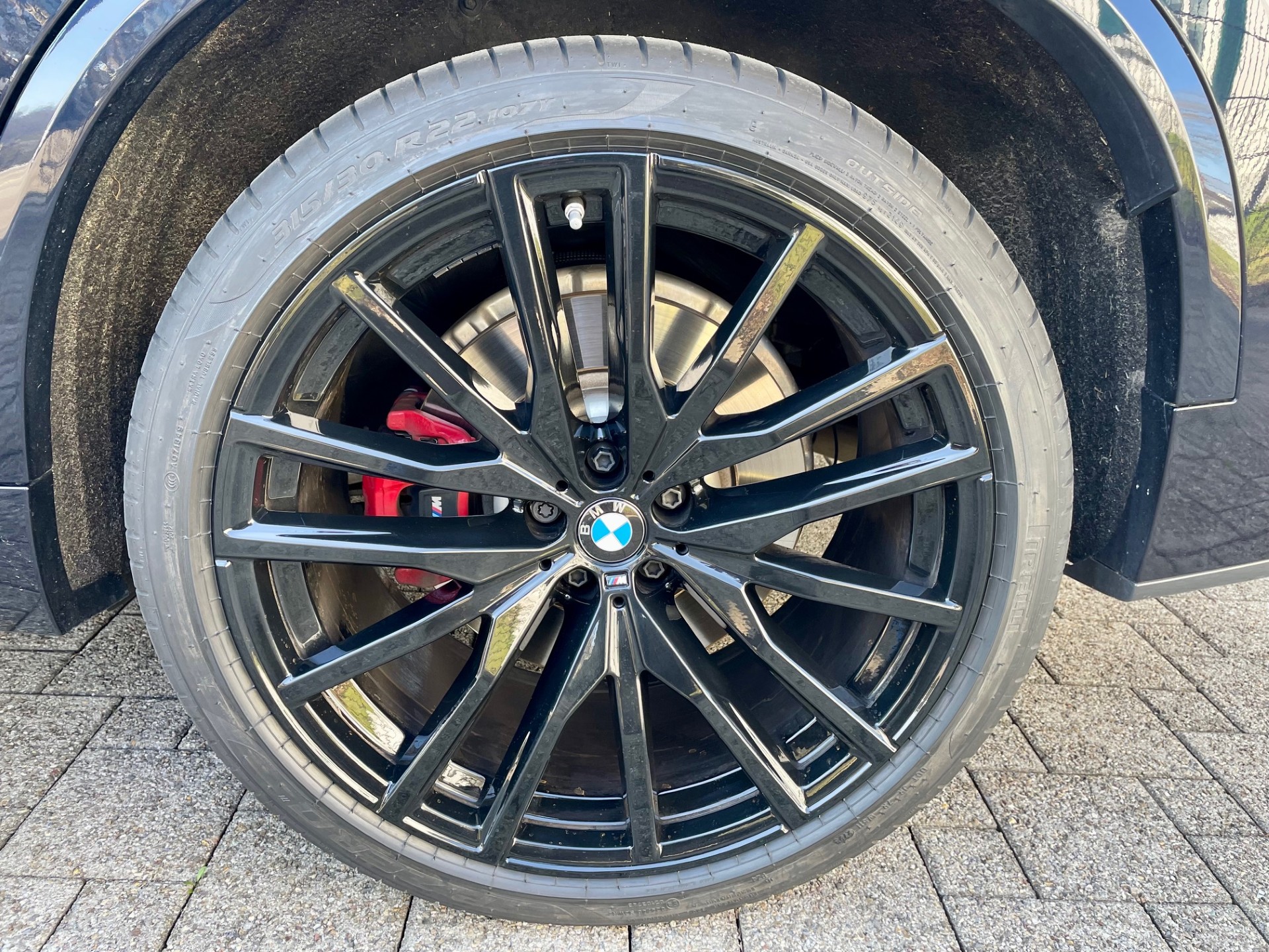 BMW X5 xDrive 48V M60i M Sport Pro Steptronic-image-15