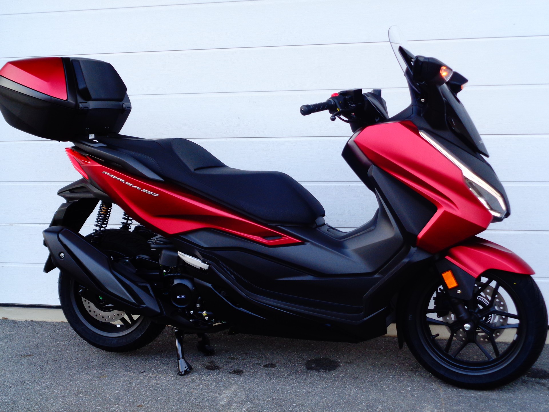 HONDA NSS 350 Smart Top Box-image-4
