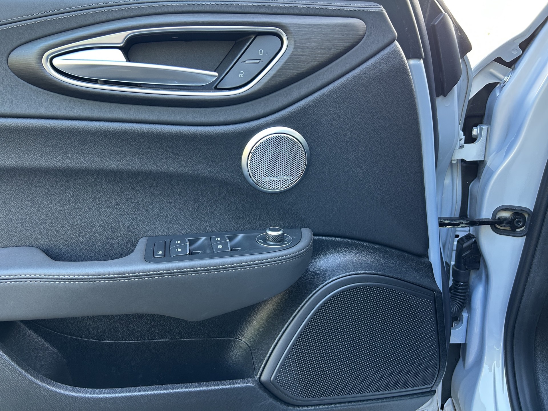ALFA ROMEO Giulia 2.0 Ti Q4 AT8-image-16
