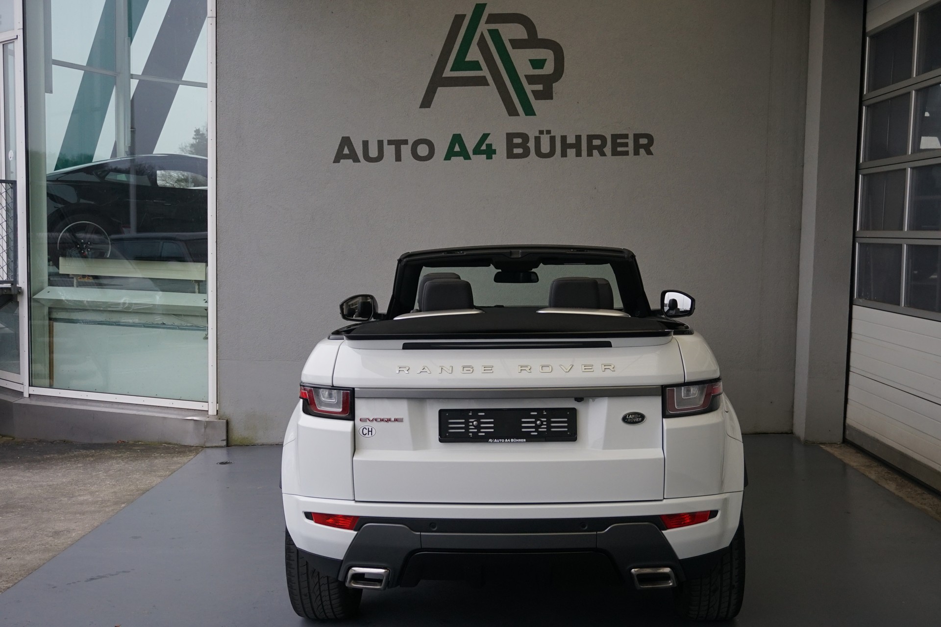 LAND ROVER Evoque 2.0TD4 SE Dynamic Convertible-image-15