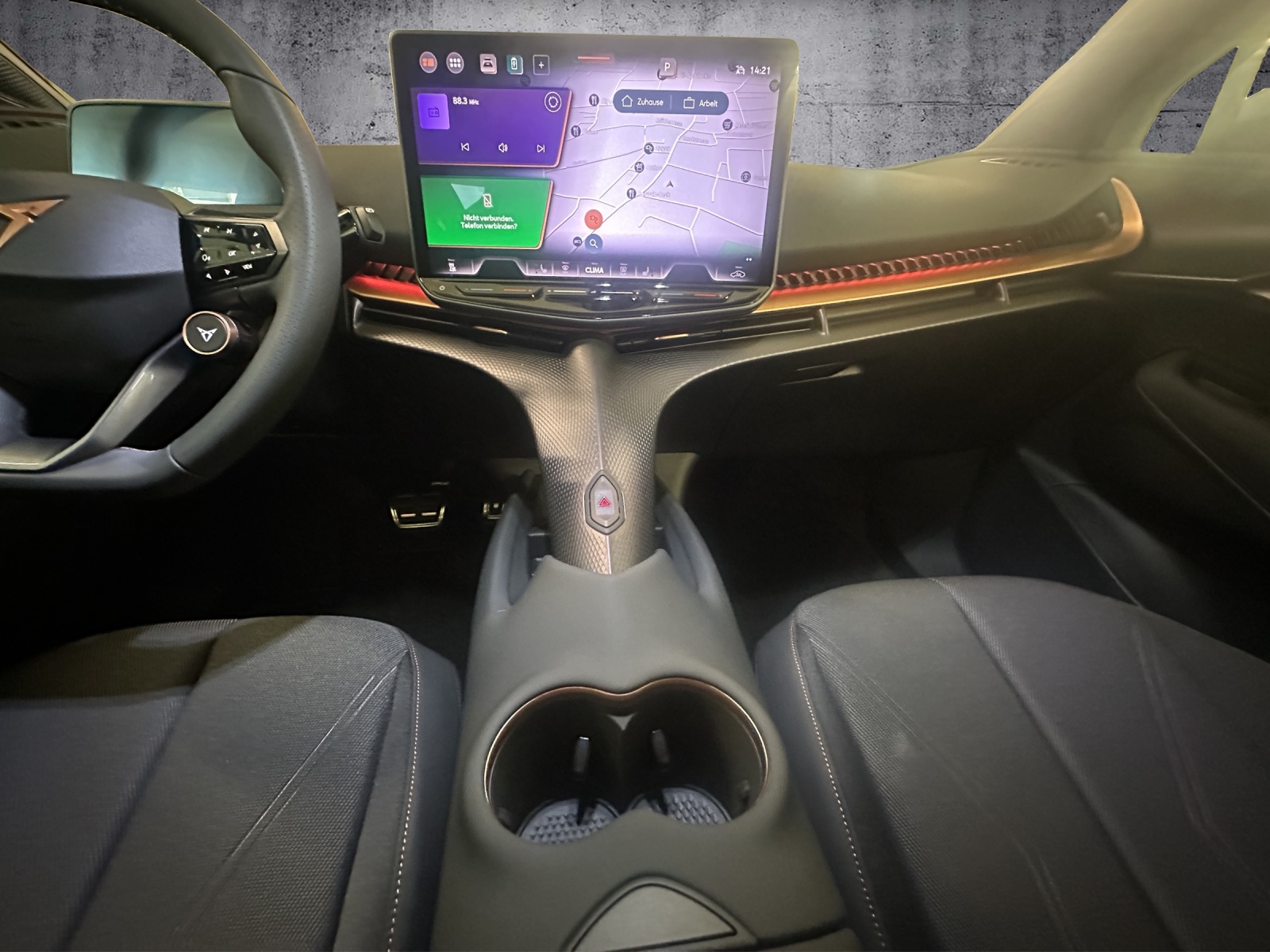 CUPRA Tavascan 77 kWh Edge 4D-image-11